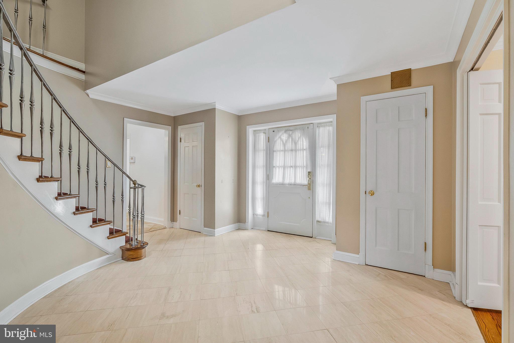 LANGLEY FOREST - Residential