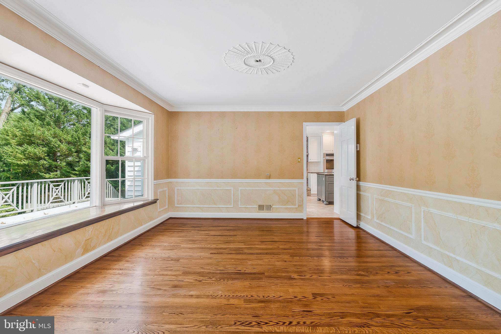 LANGLEY FOREST - Residential