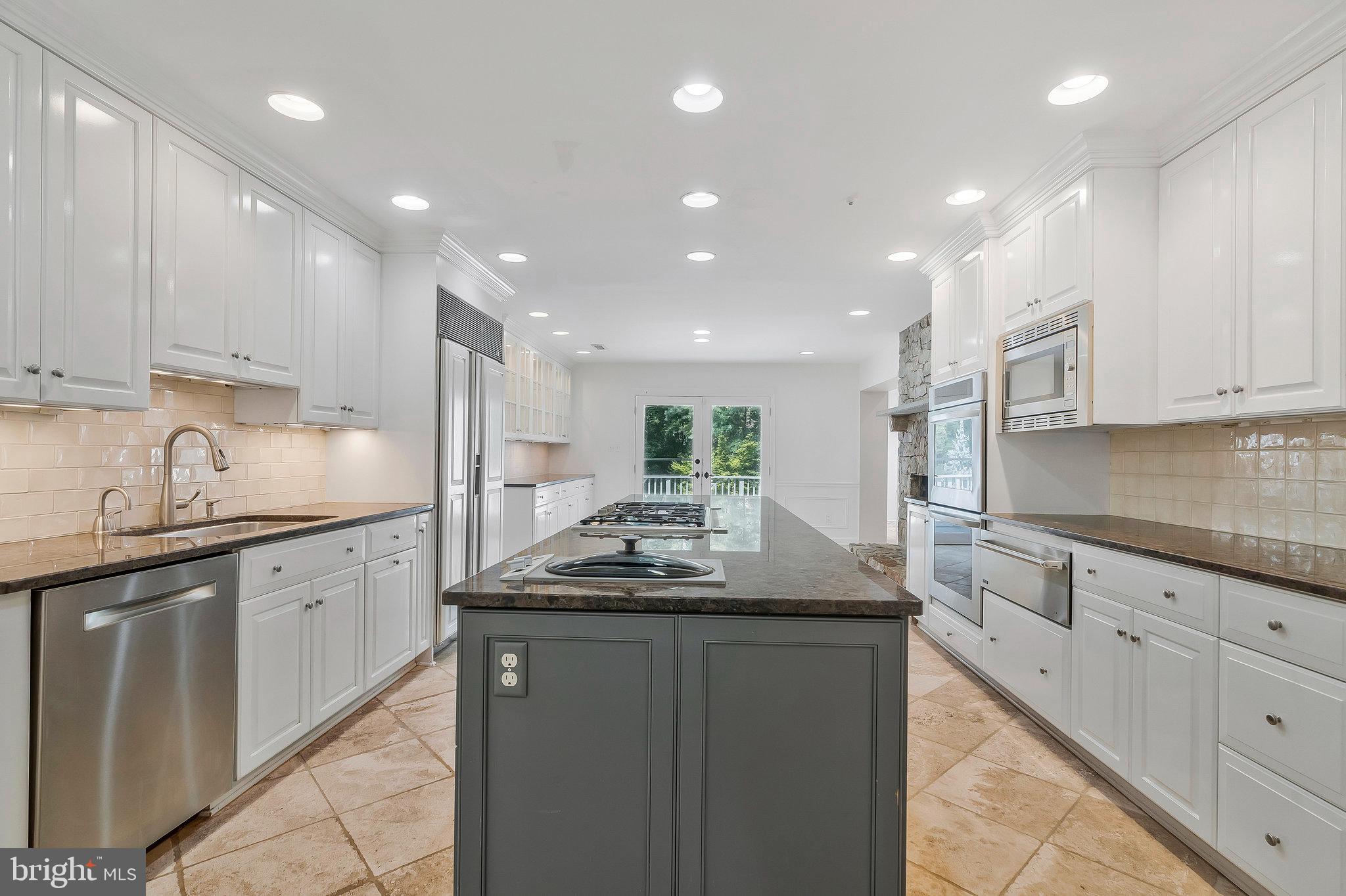 LANGLEY FOREST - Residential