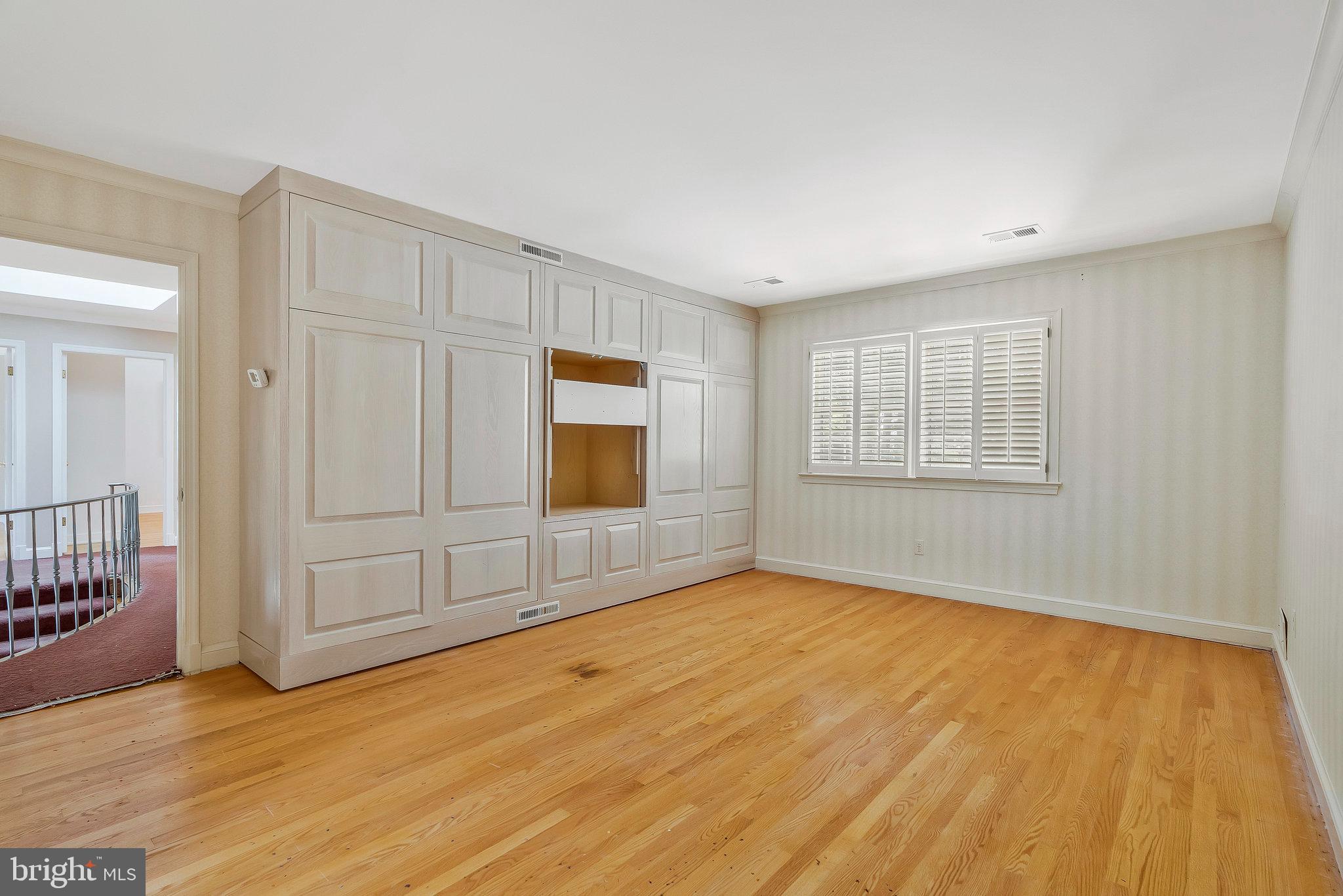 LANGLEY FOREST - Residential