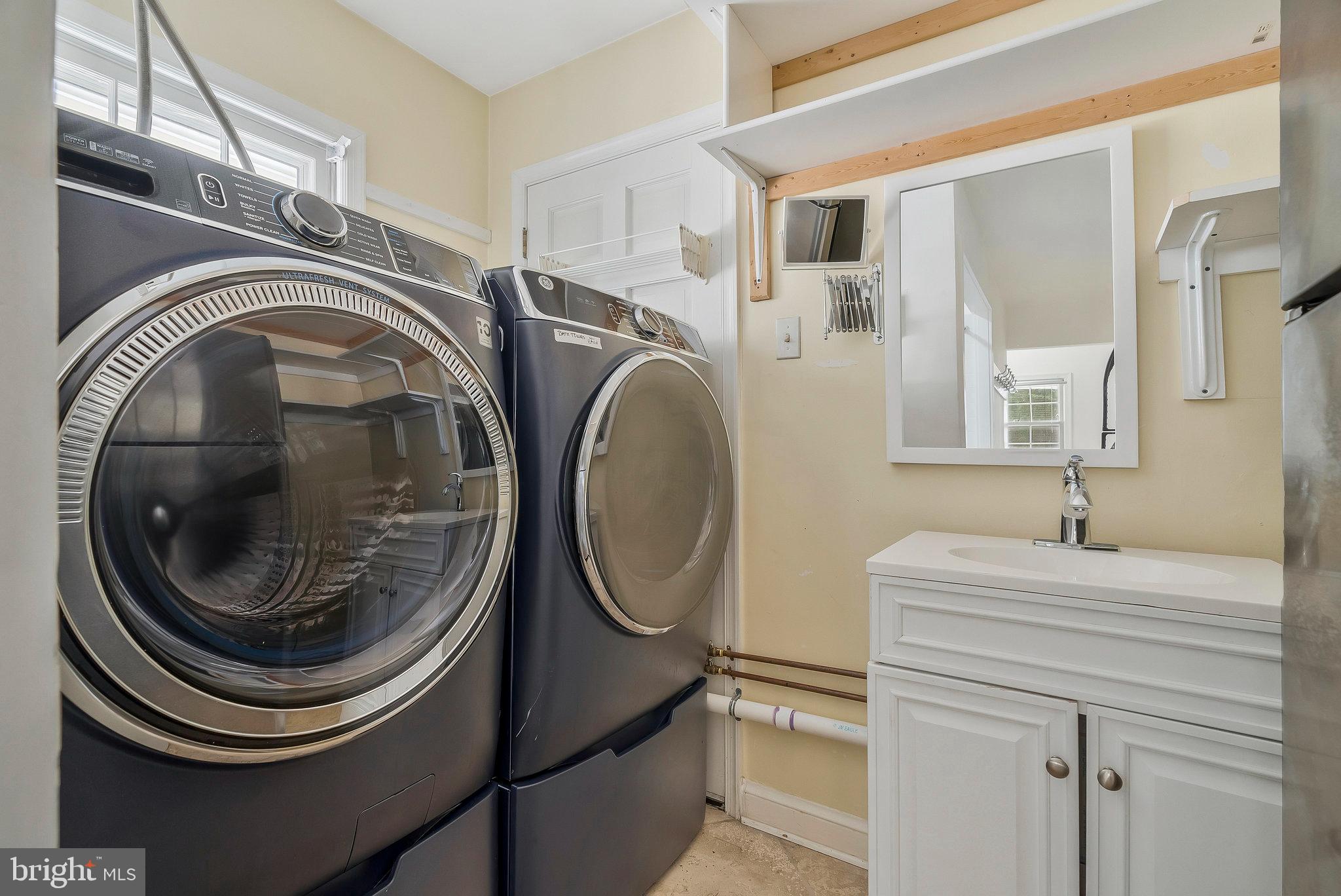 LANGLEY FOREST - Residential