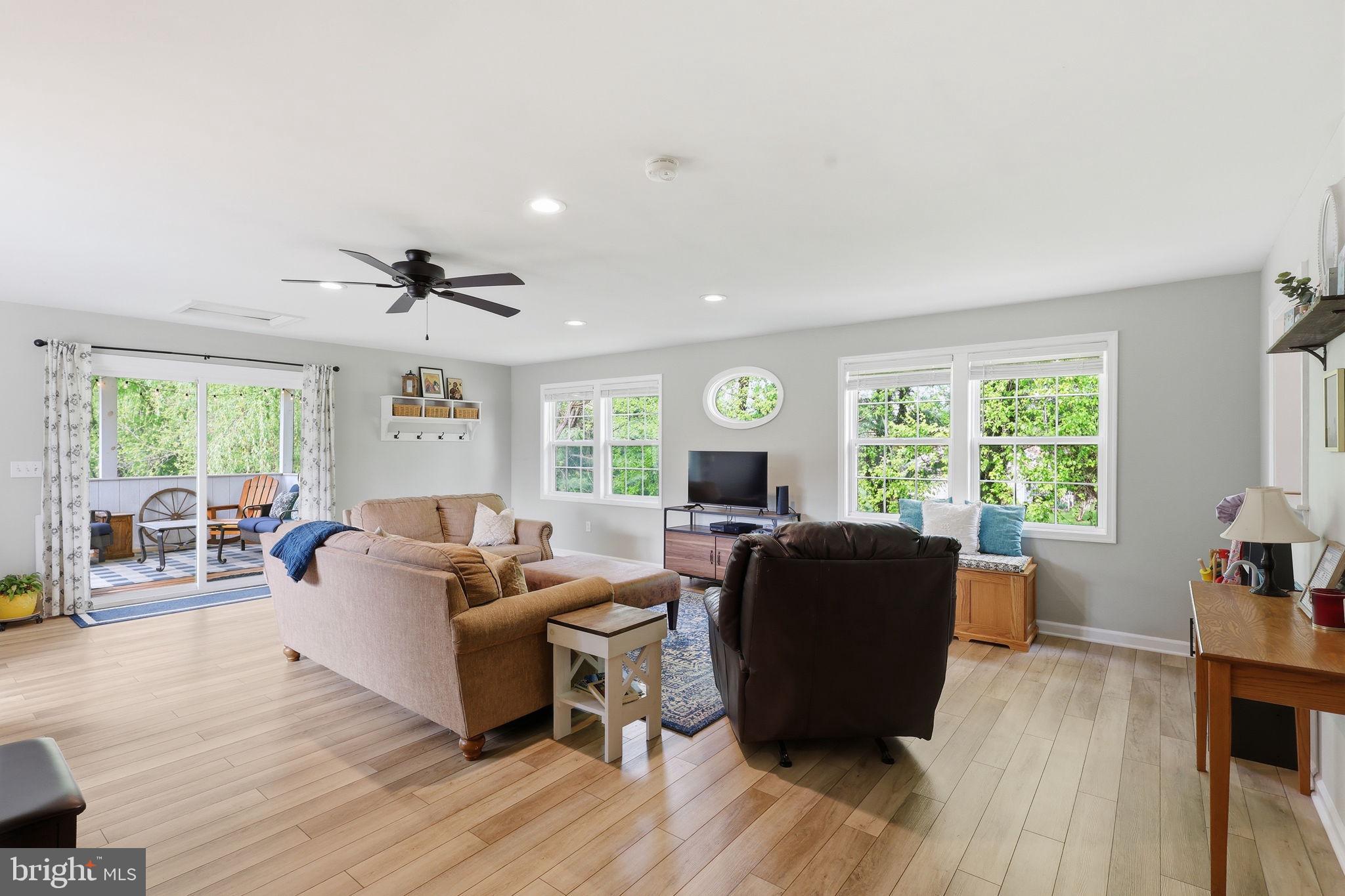 JEFFERSONTON - Residential