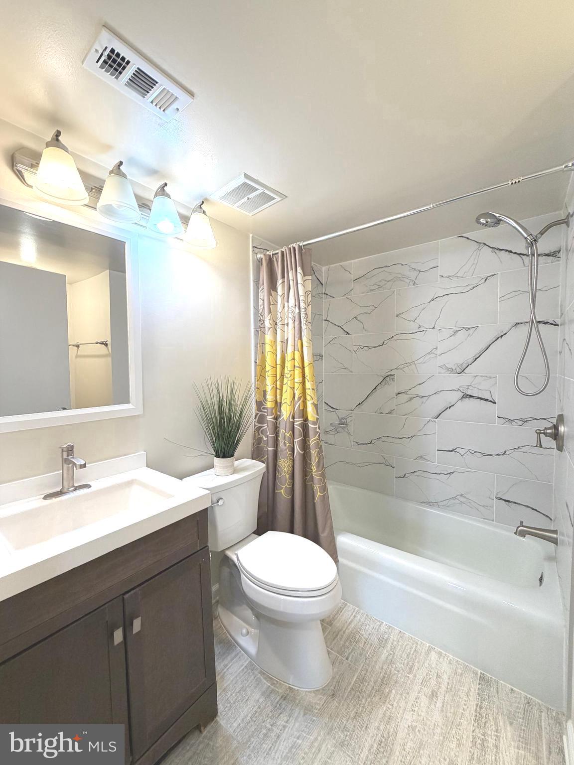THOMAS CHOICE GARDENS - Residential