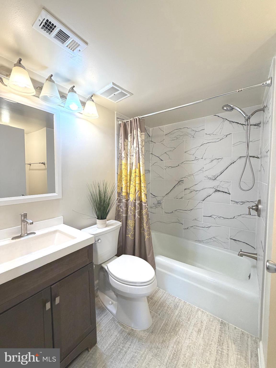 THOMAS CHOICE GARDENS - Residential