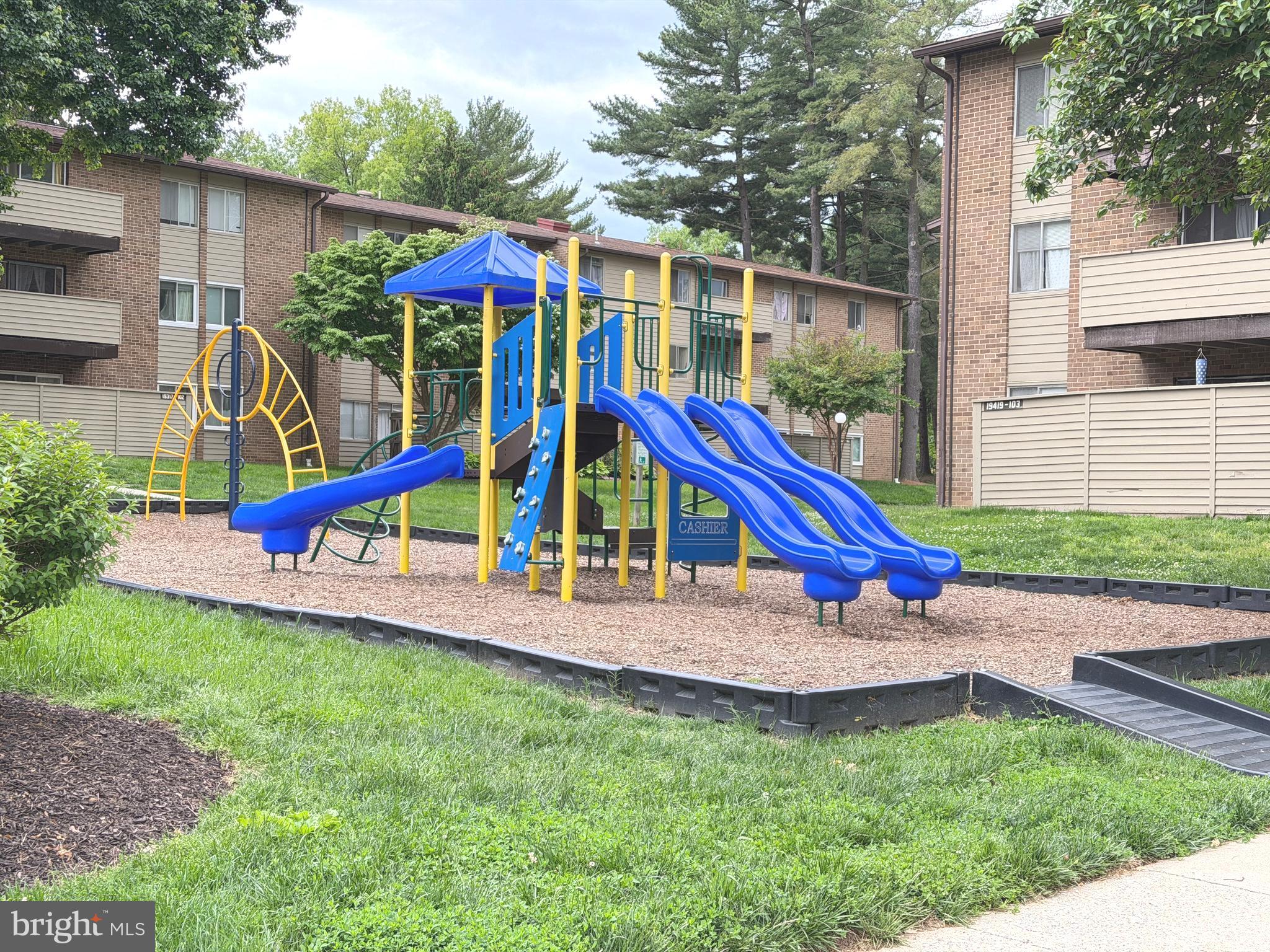 THOMAS CHOICE GARDENS - Residential