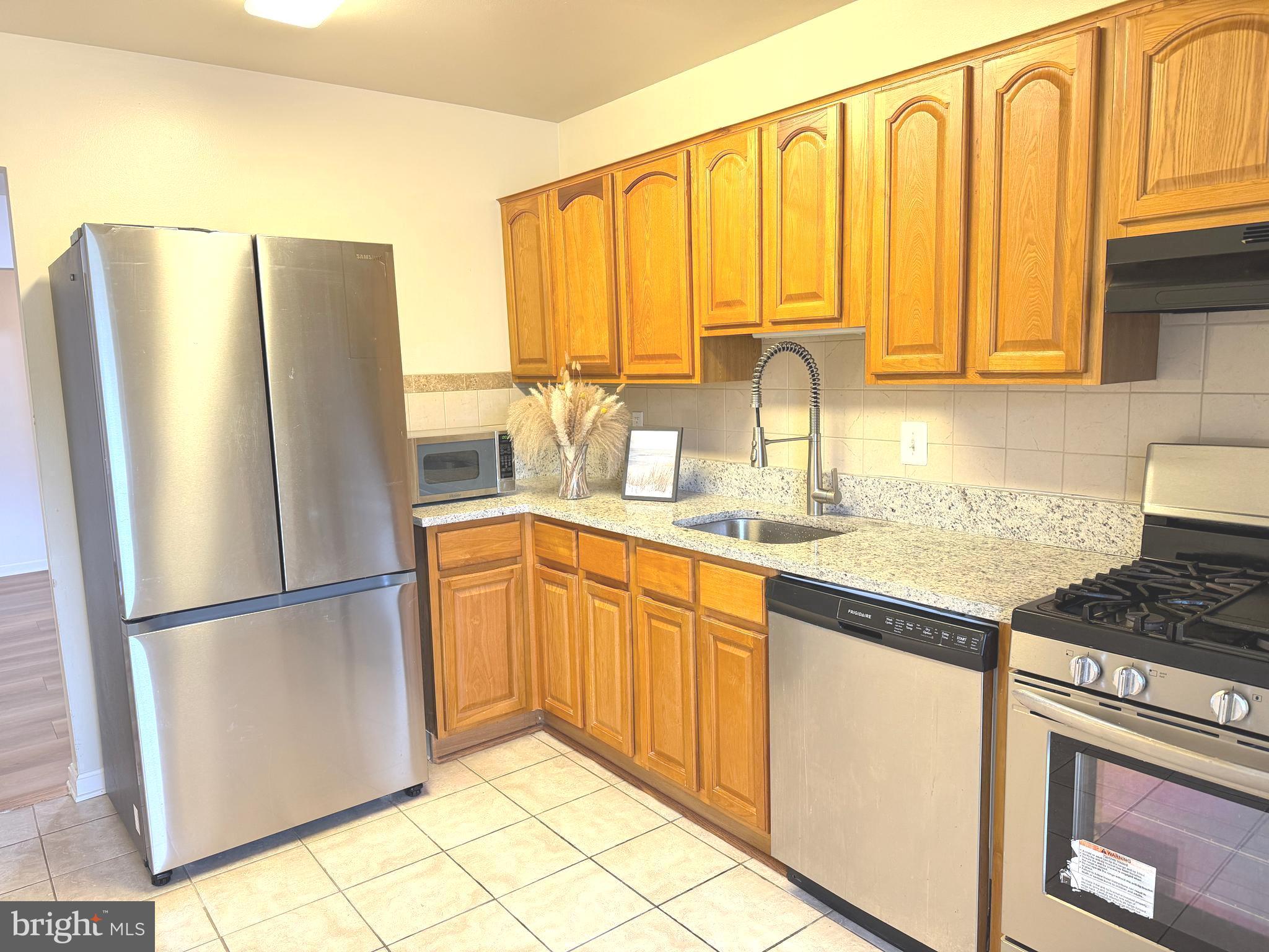 THOMAS CHOICE GARDENS - Residential