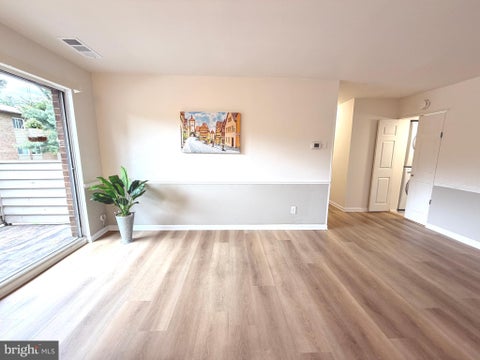 Condo For Sale - 19425 Brassie Pl Pl<br/> GAITHERSBURG, MD 20879