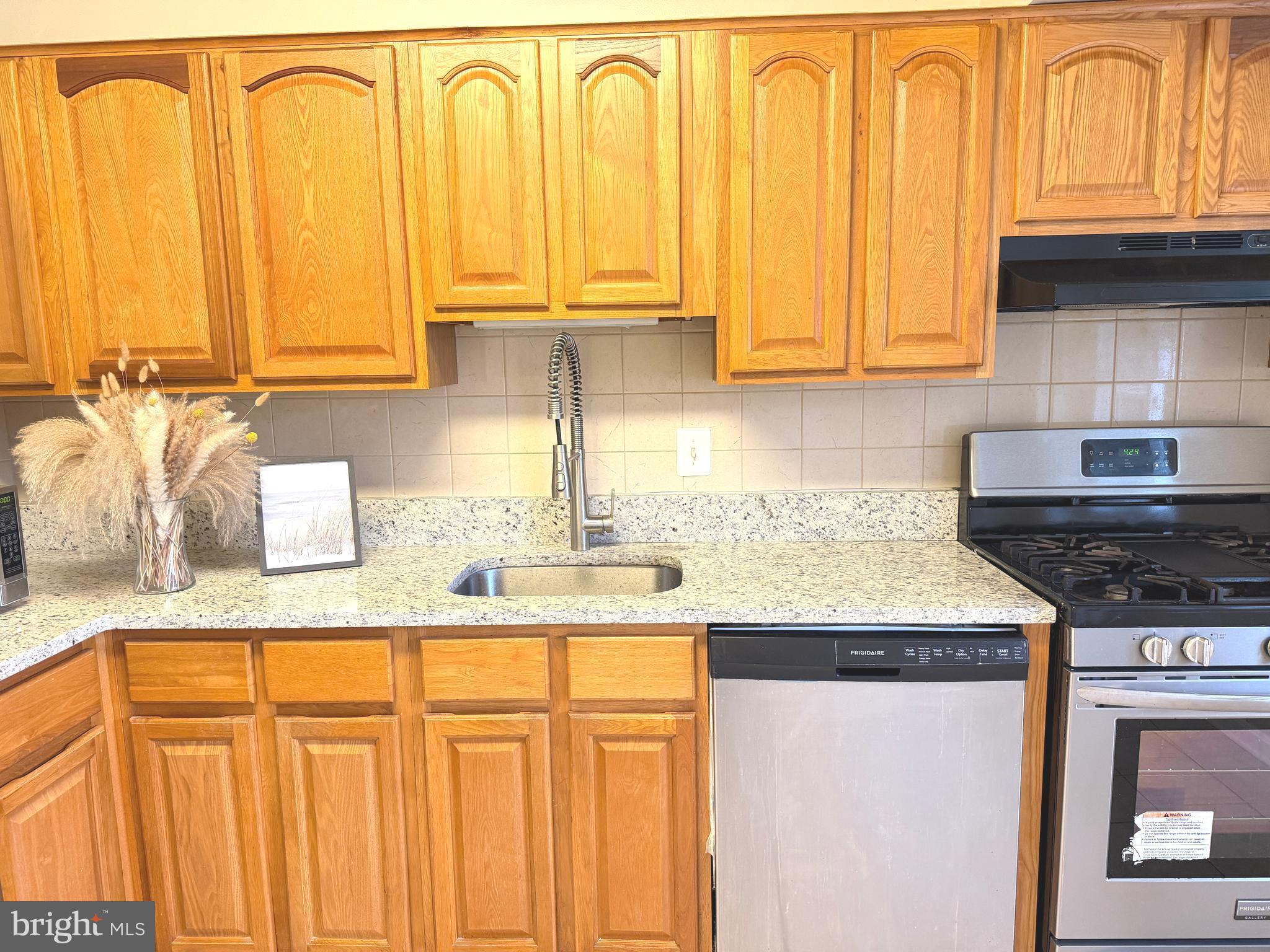 THOMAS CHOICE GARDENS - Residential