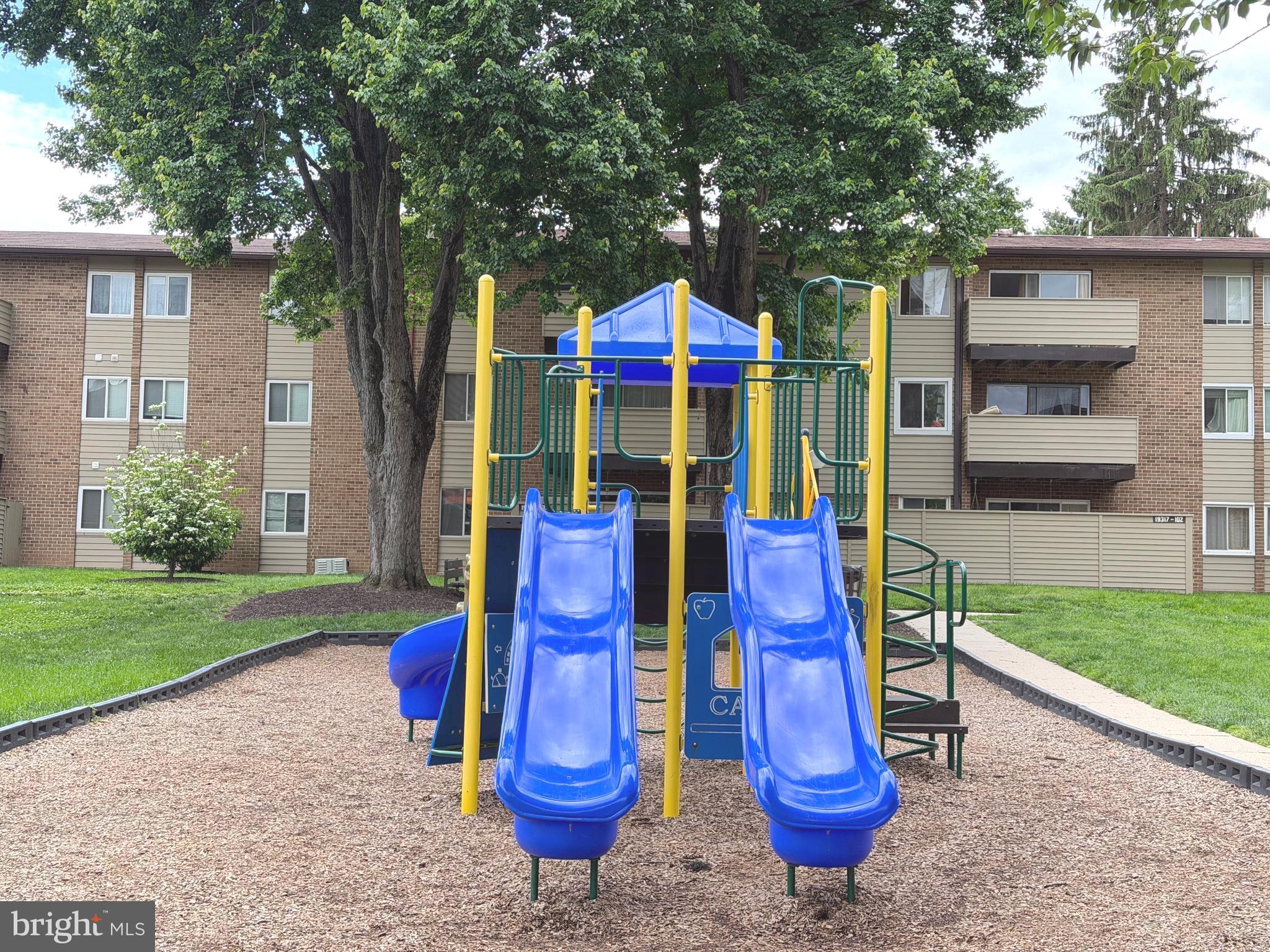 THOMAS CHOICE GARDENS - Residential