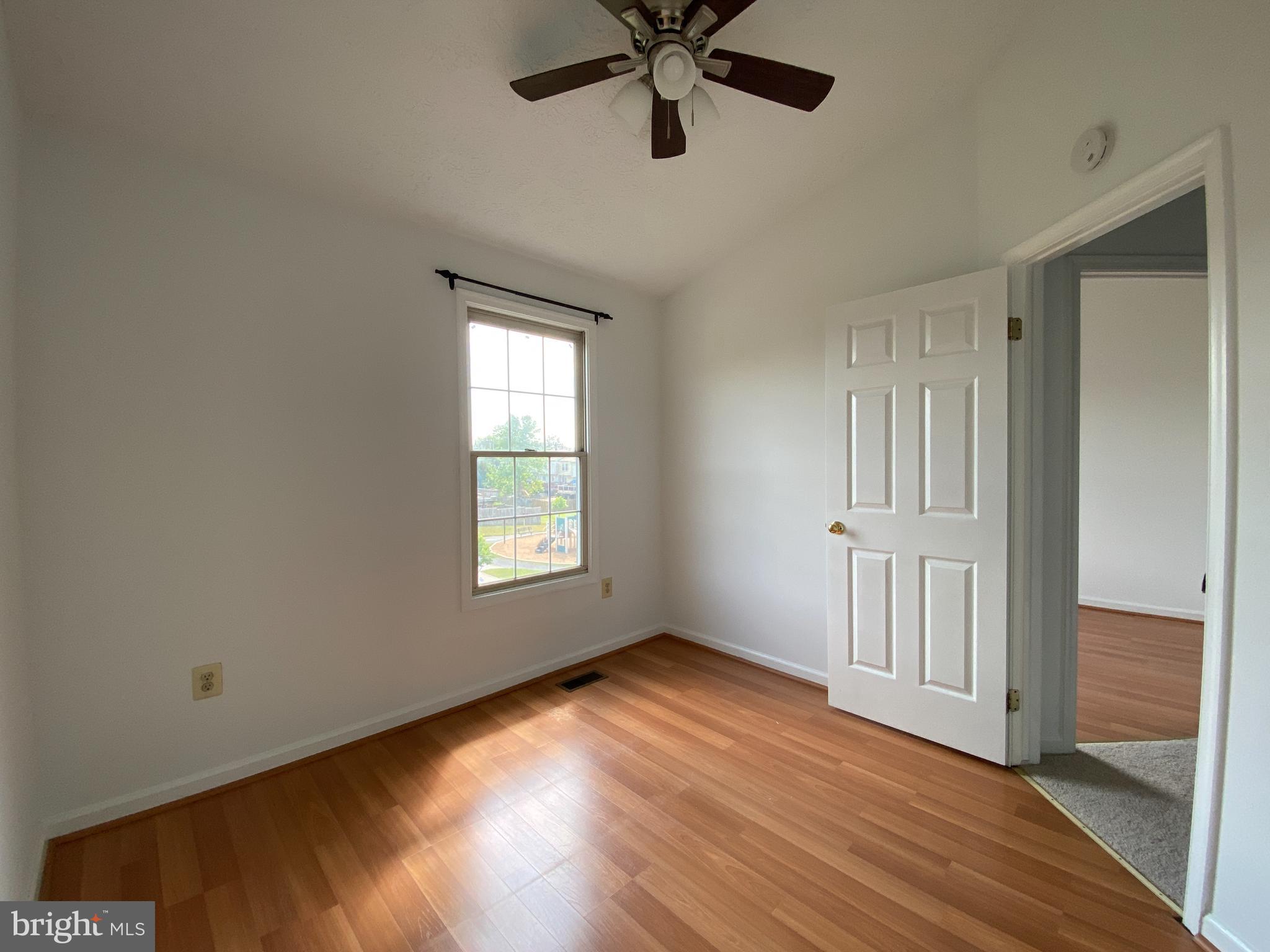 COURTS AT PINEY ORCHARD - Residential