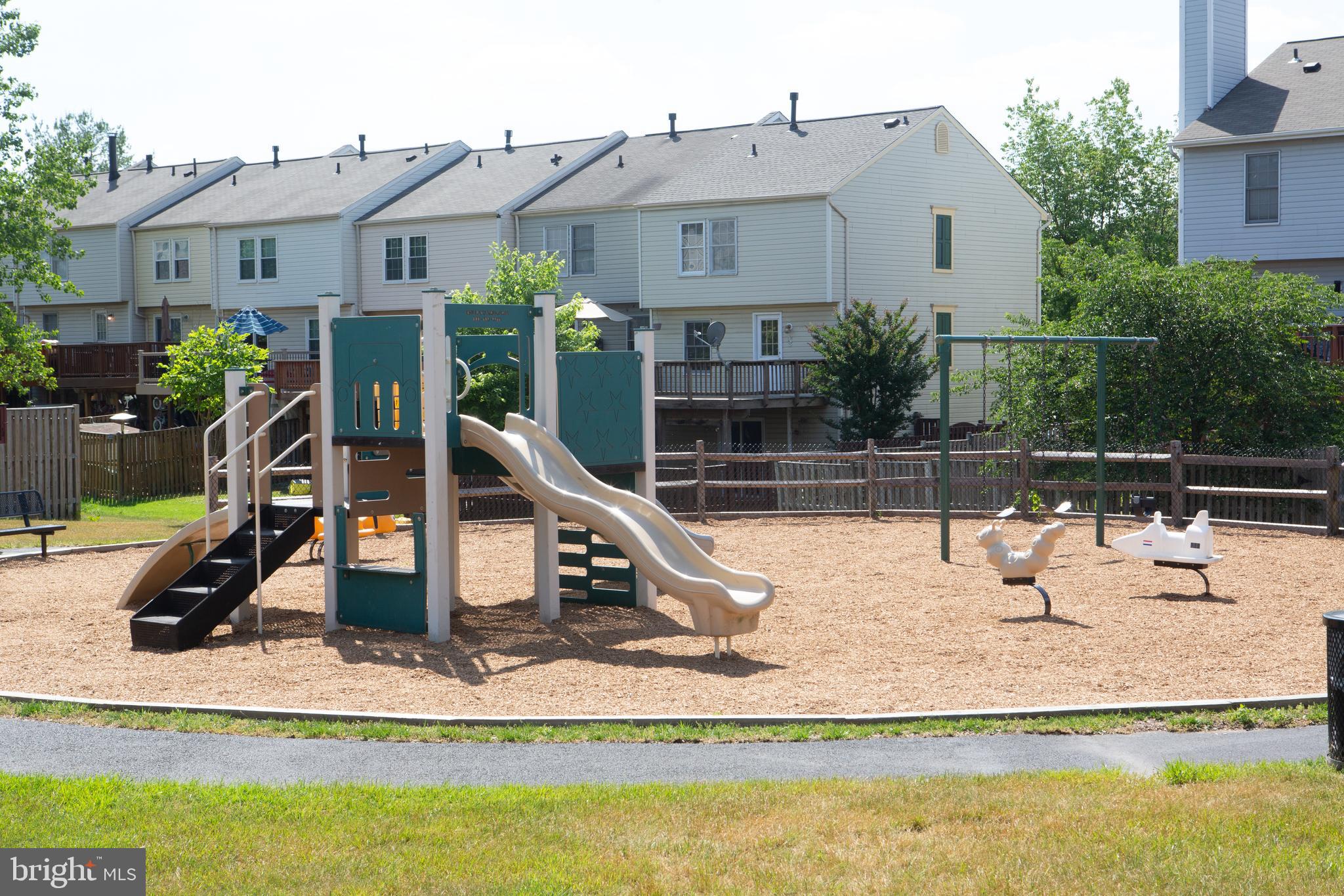 COURTS AT PINEY ORCHARD - Residential
