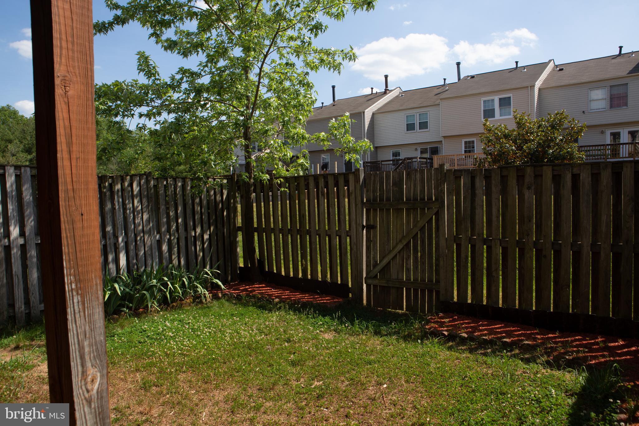 COURTS AT PINEY ORCHARD - Residential