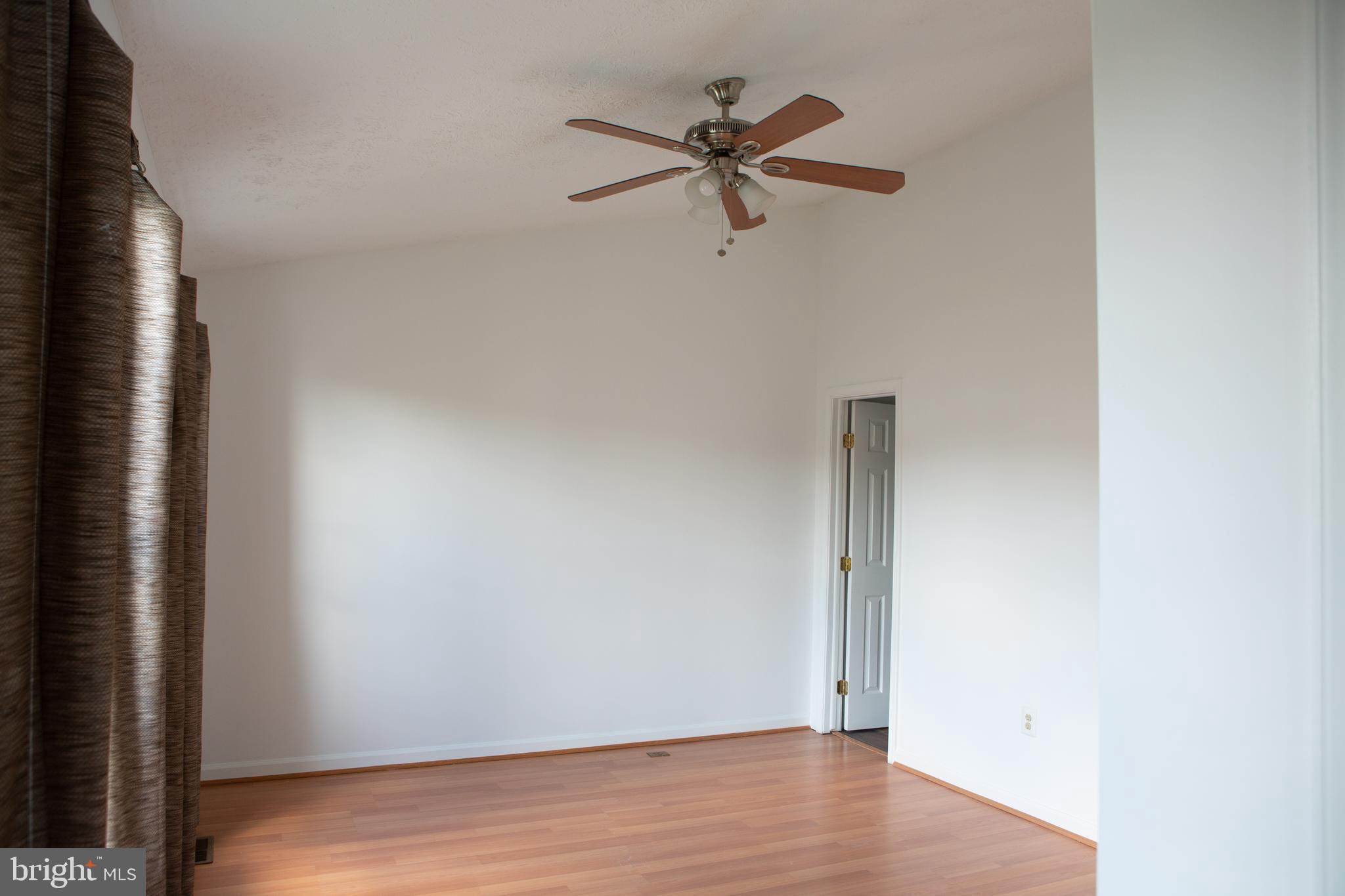 COURTS AT PINEY ORCHARD - Residential