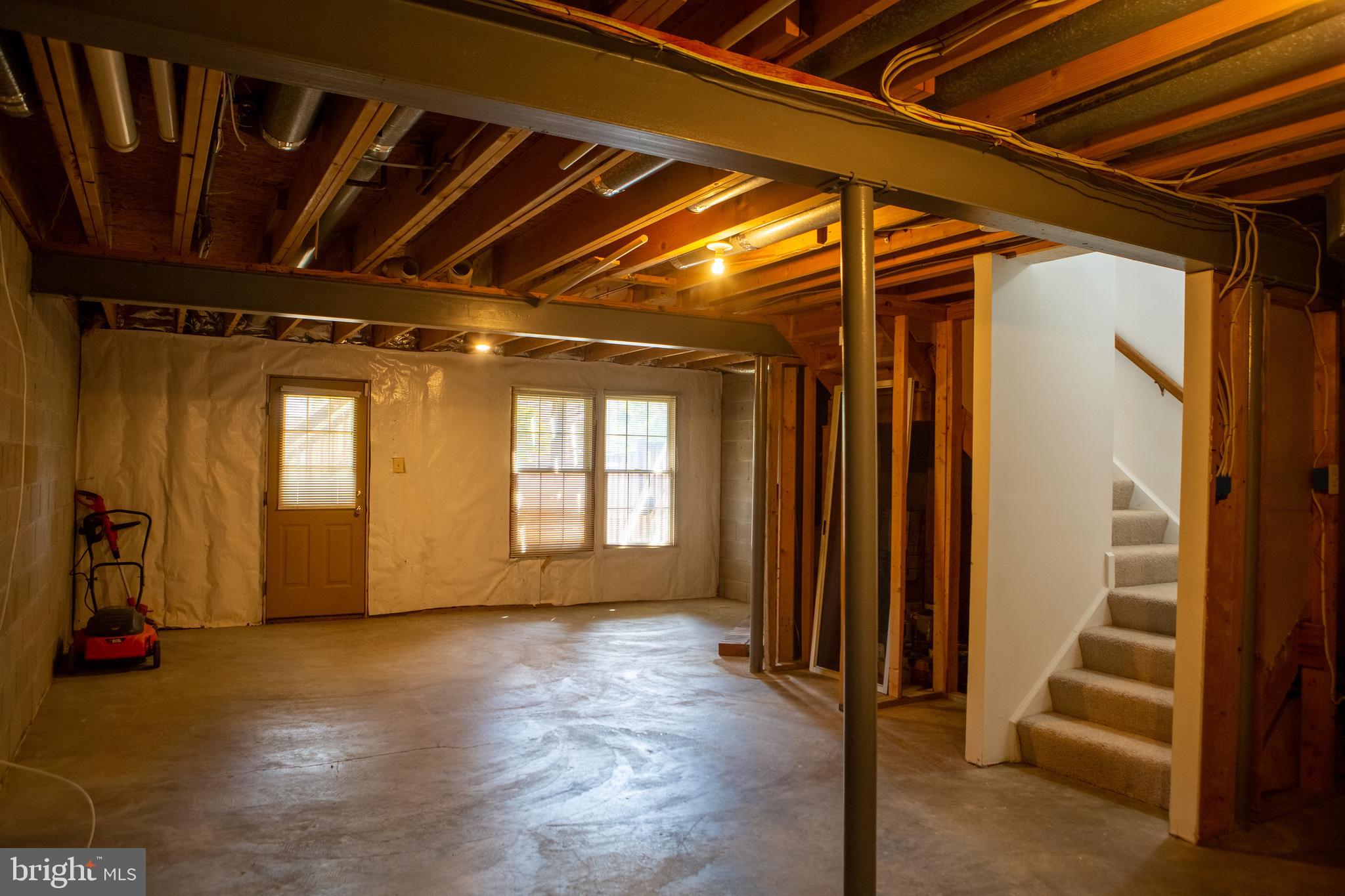 COURTS AT PINEY ORCHARD - Residential