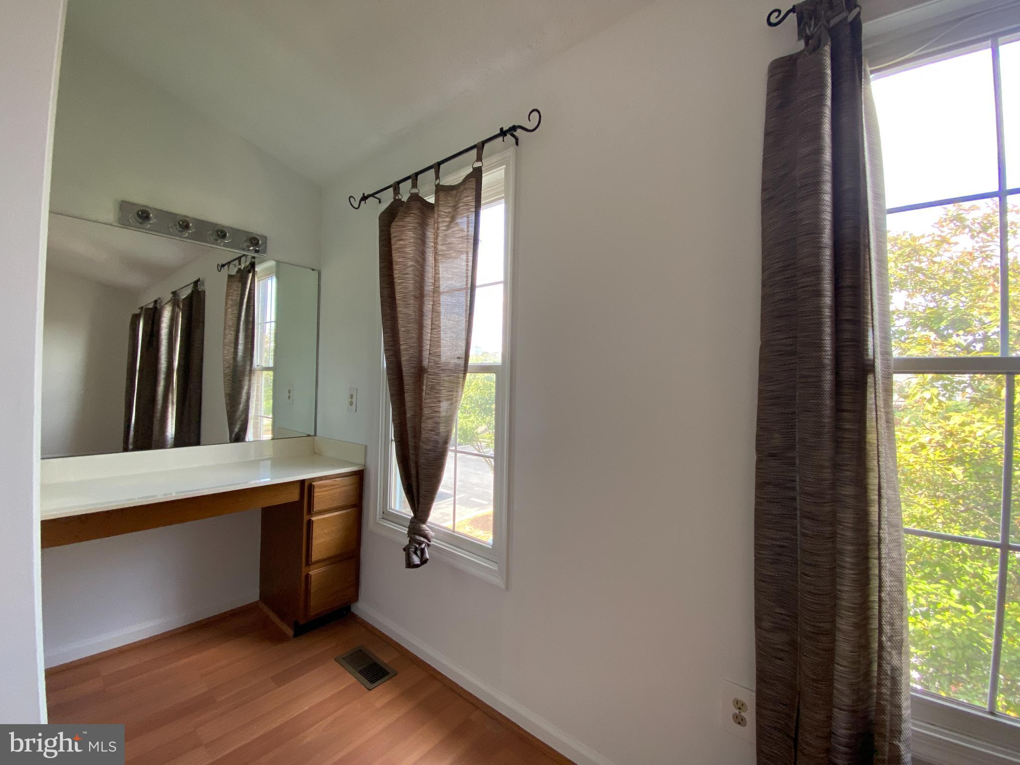 COURTS AT PINEY ORCHARD - Residential