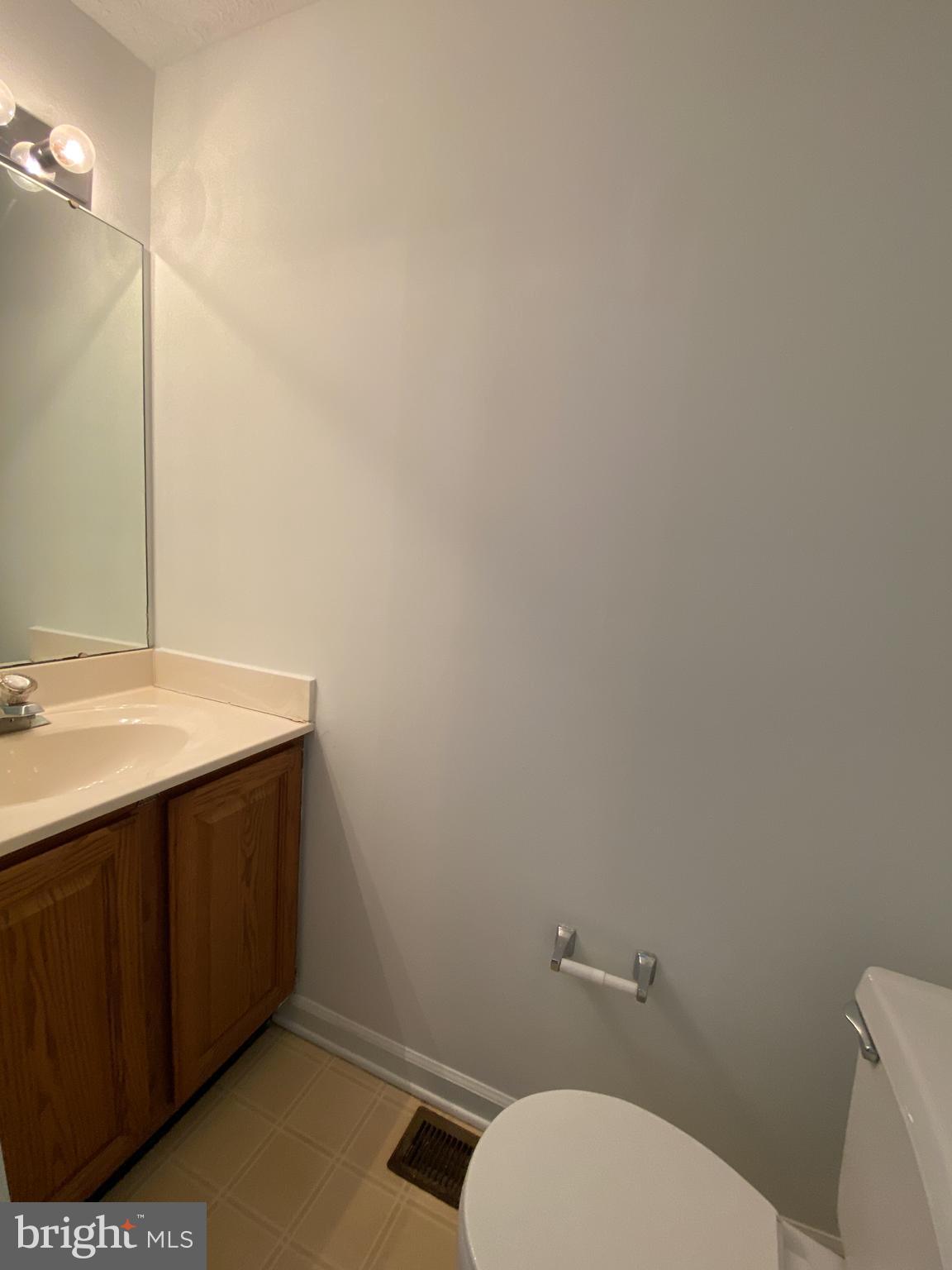 COURTS AT PINEY ORCHARD - Residential