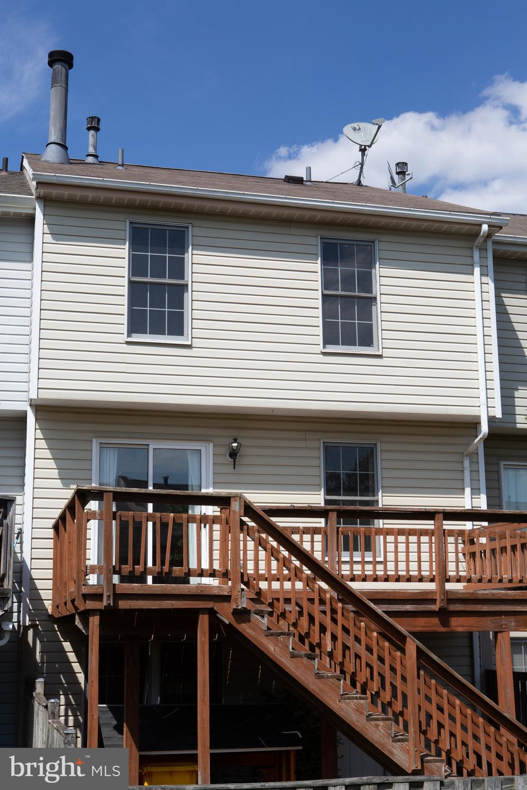 COURTS AT PINEY ORCHARD - Residential