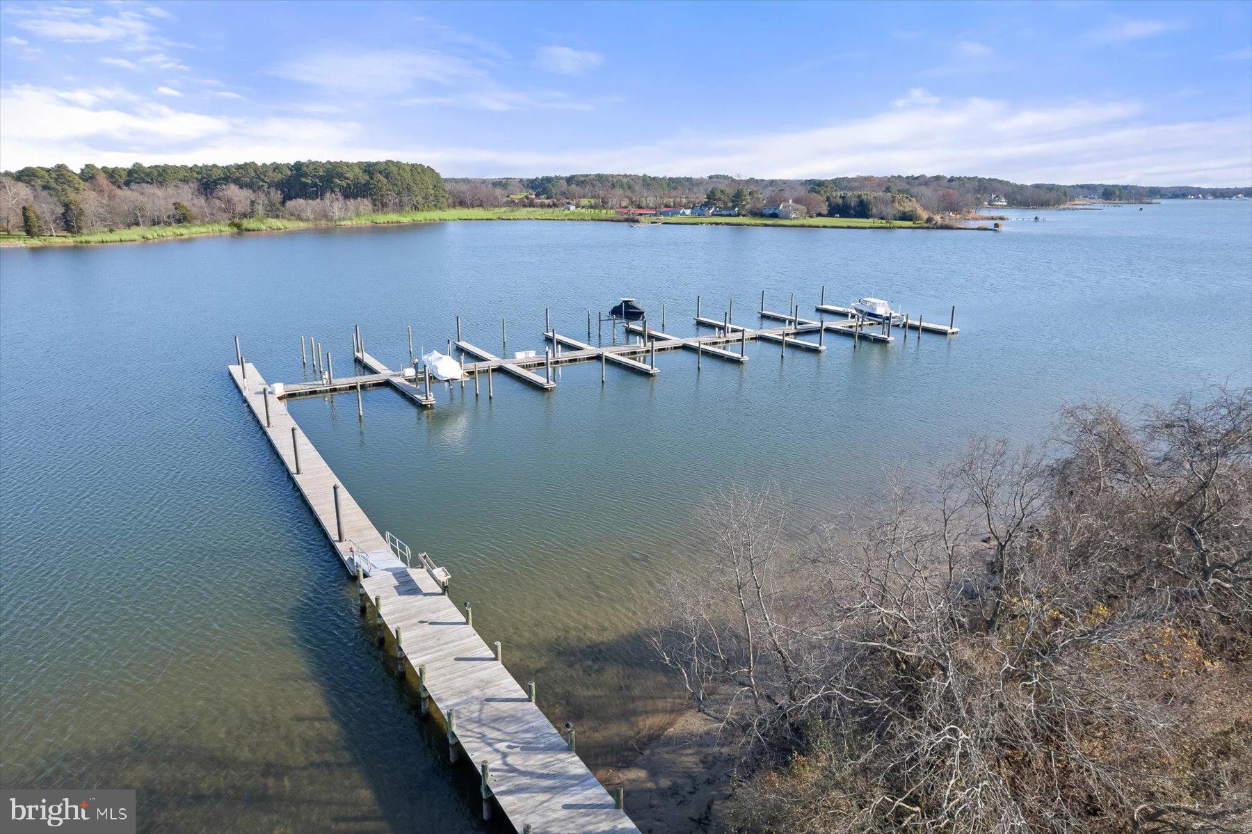 LITTLE NECK FARM - Land