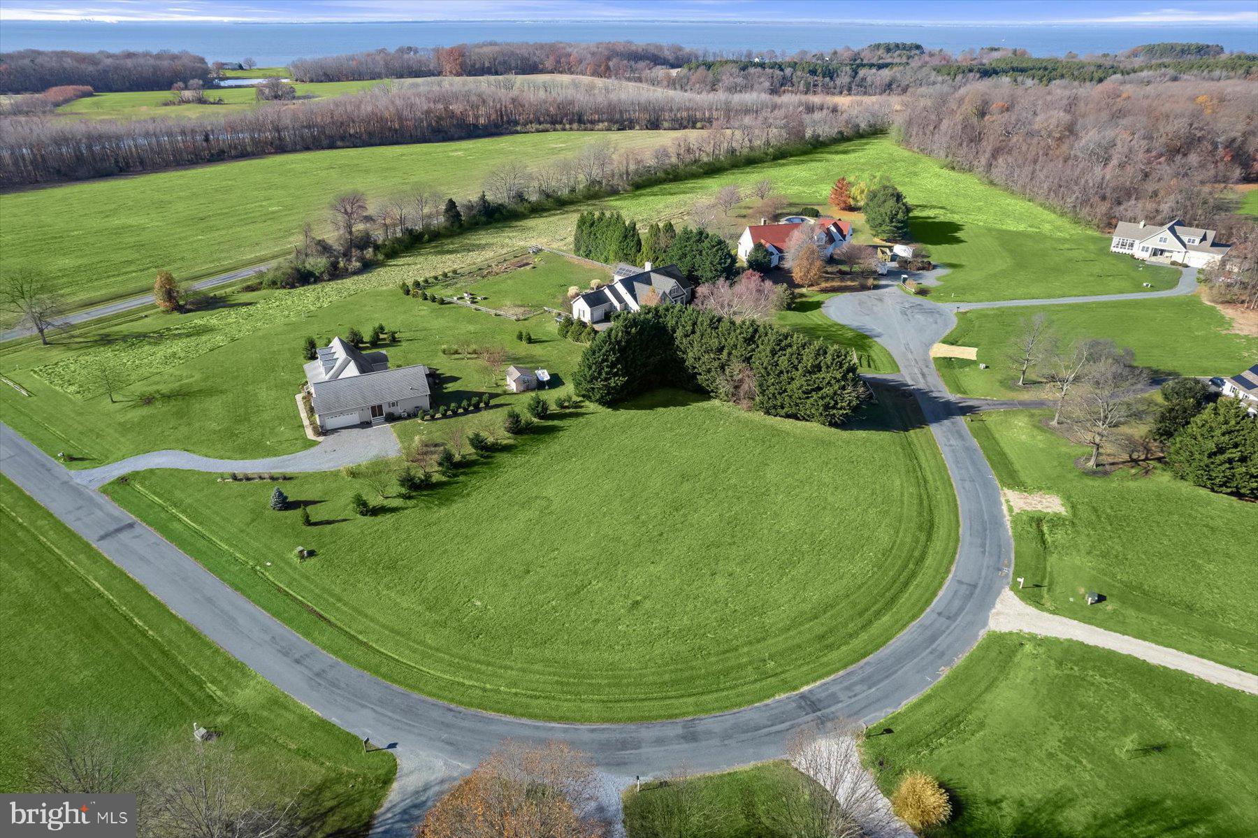 LITTLE NECK FARM - Land
