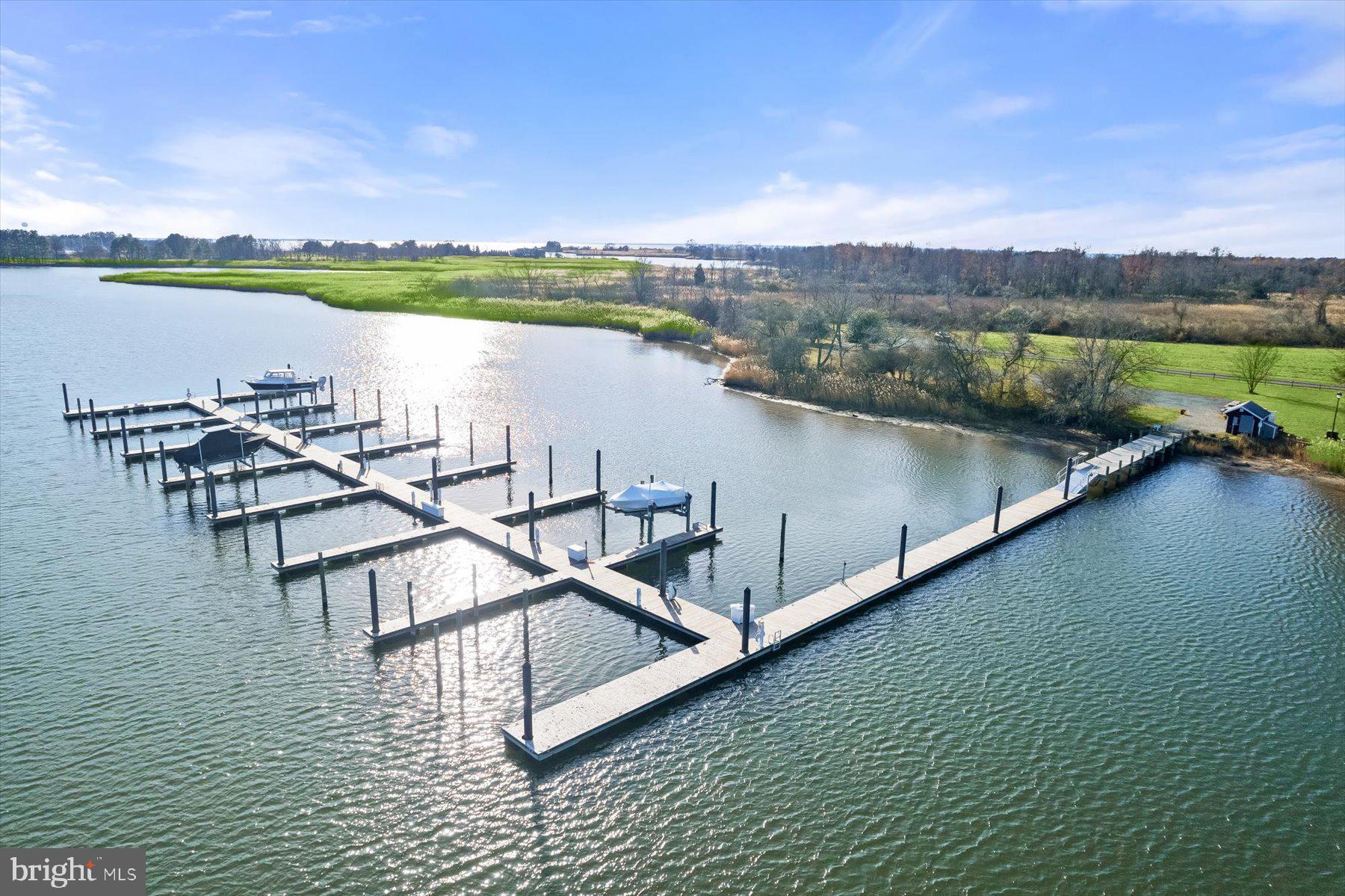 LITTLE NECK FARM - Land