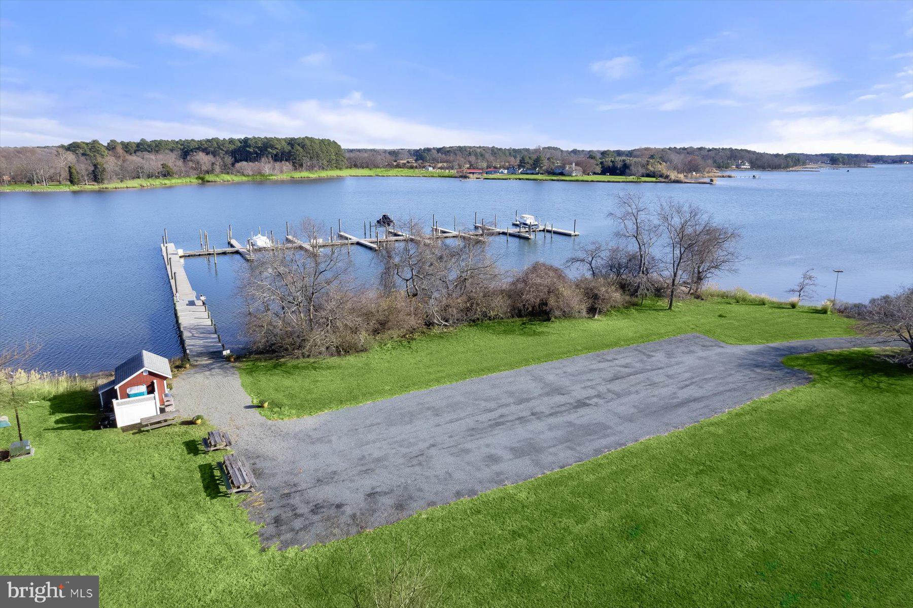 LITTLE NECK FARM - Land