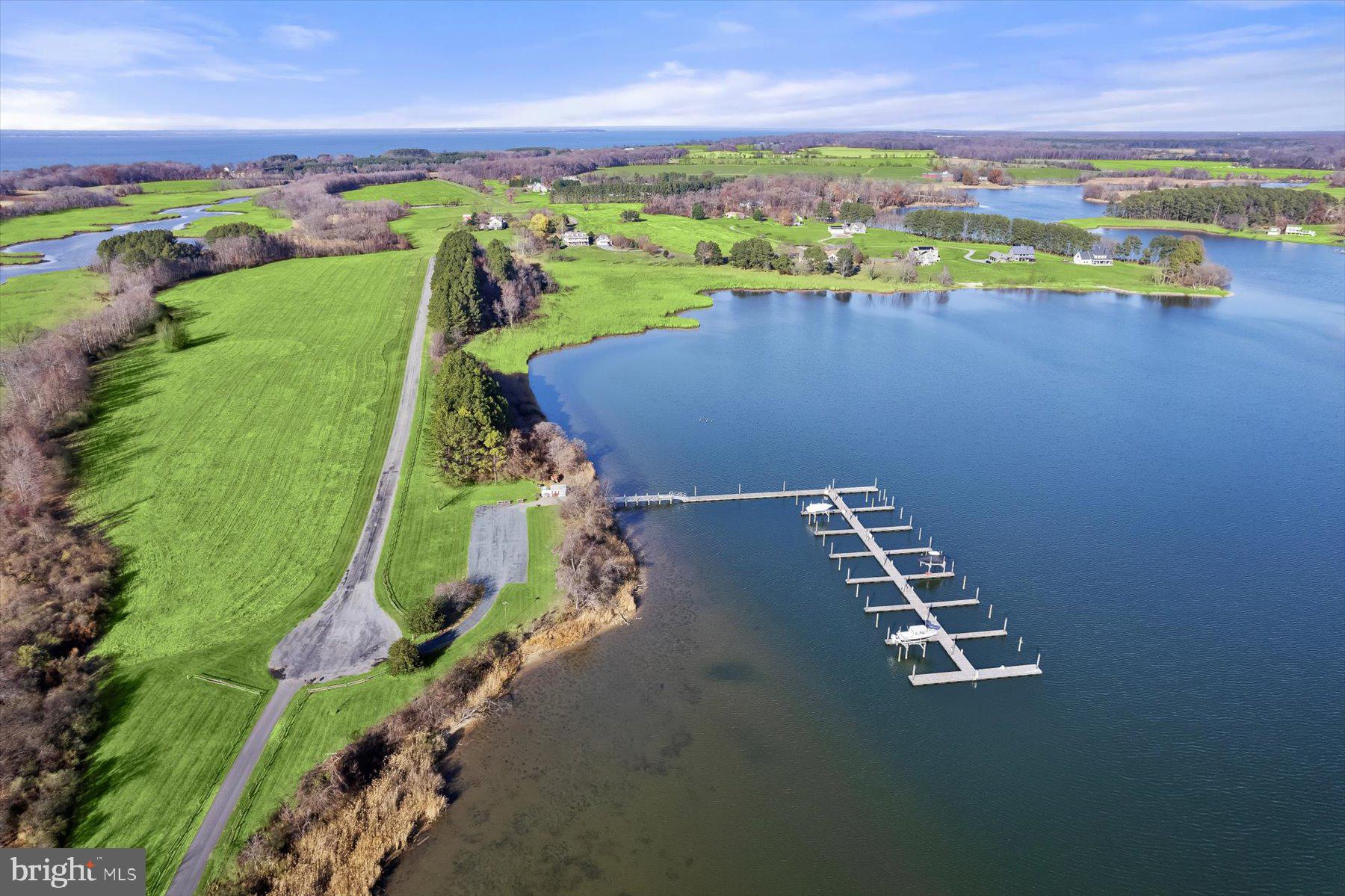 LITTLE NECK FARM - Land