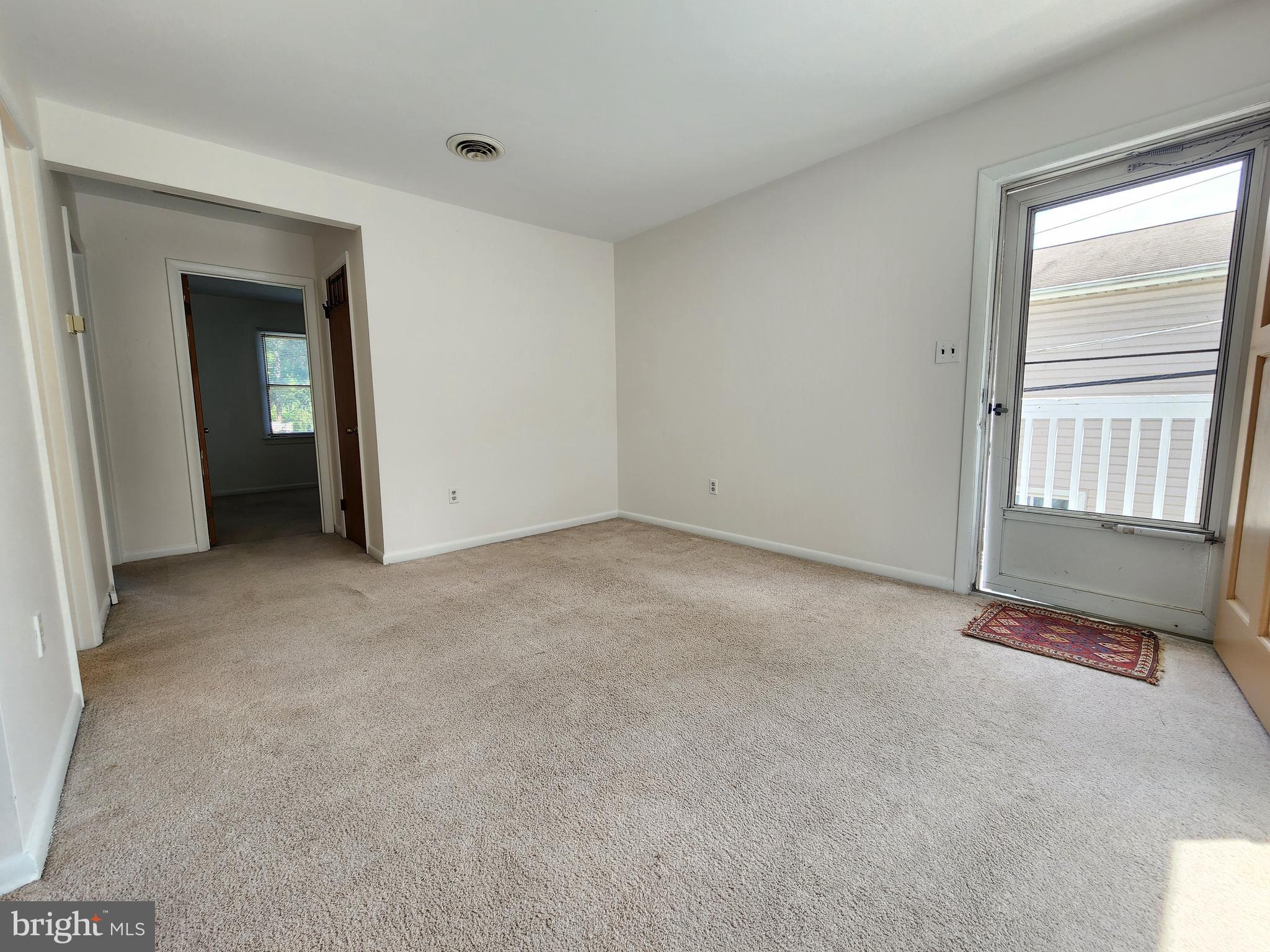 INGLEWOOD - Residential Lease