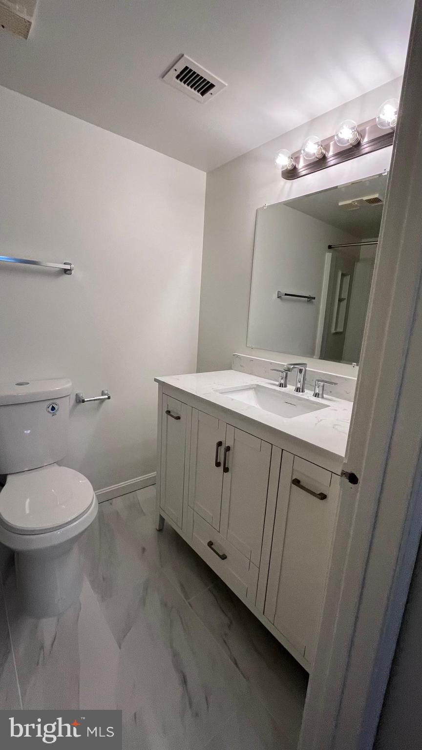 BURKE COVE - Residential Lease