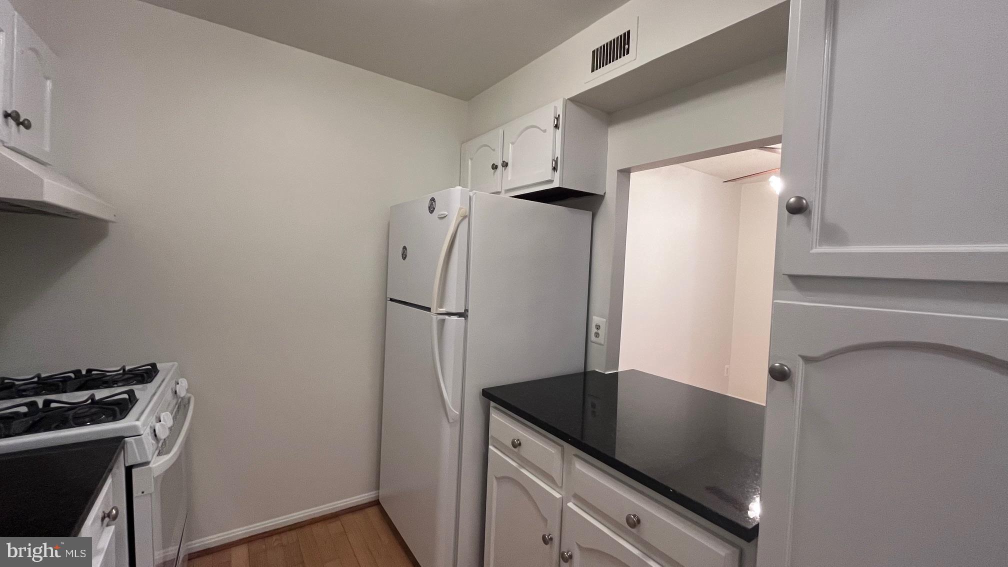 BURKE COVE - Residential Lease