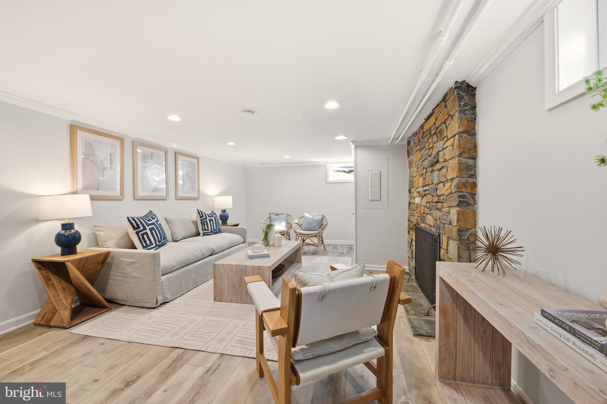 WOODHAVEN - Residential