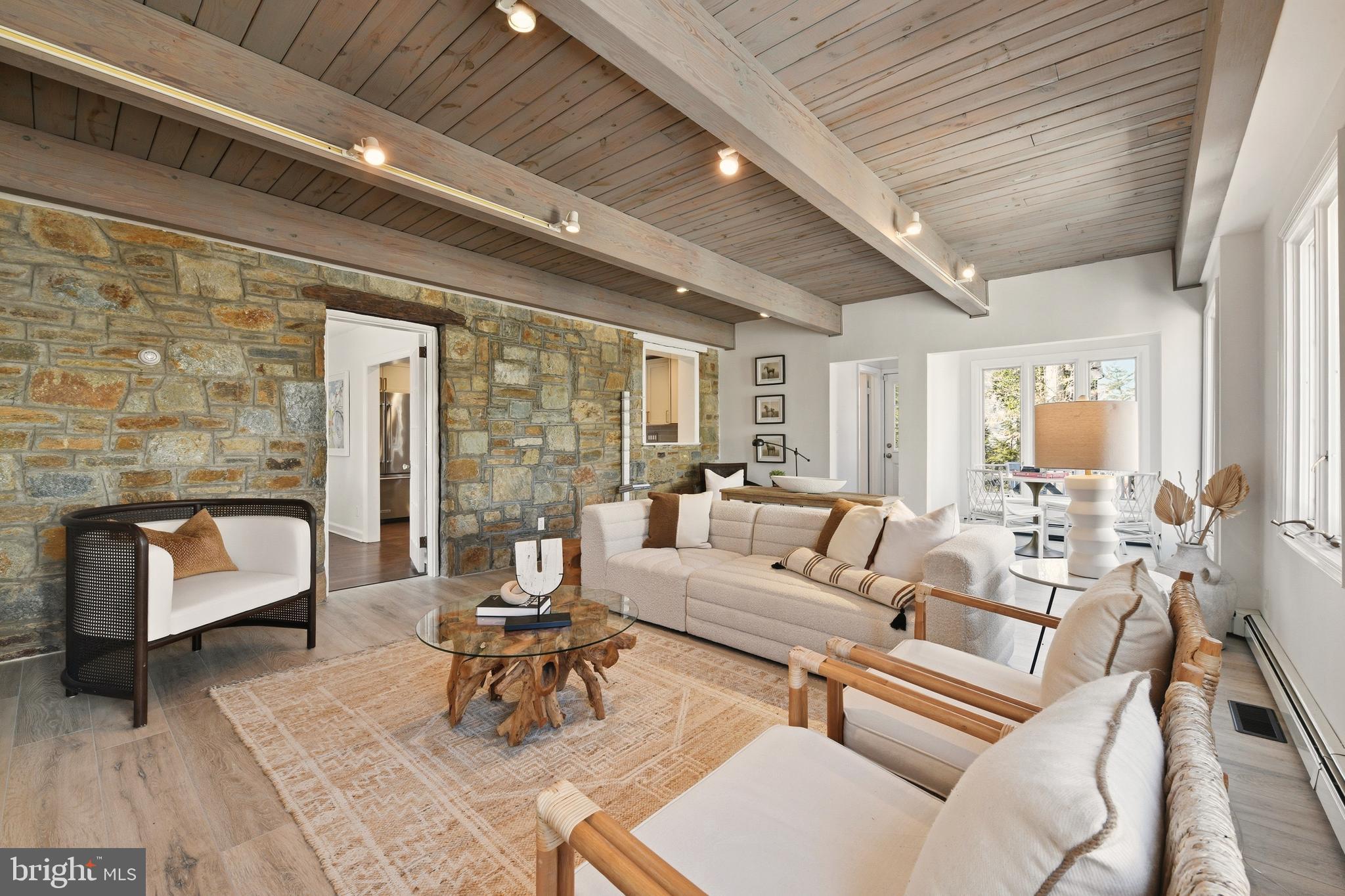 WOODHAVEN - Residential