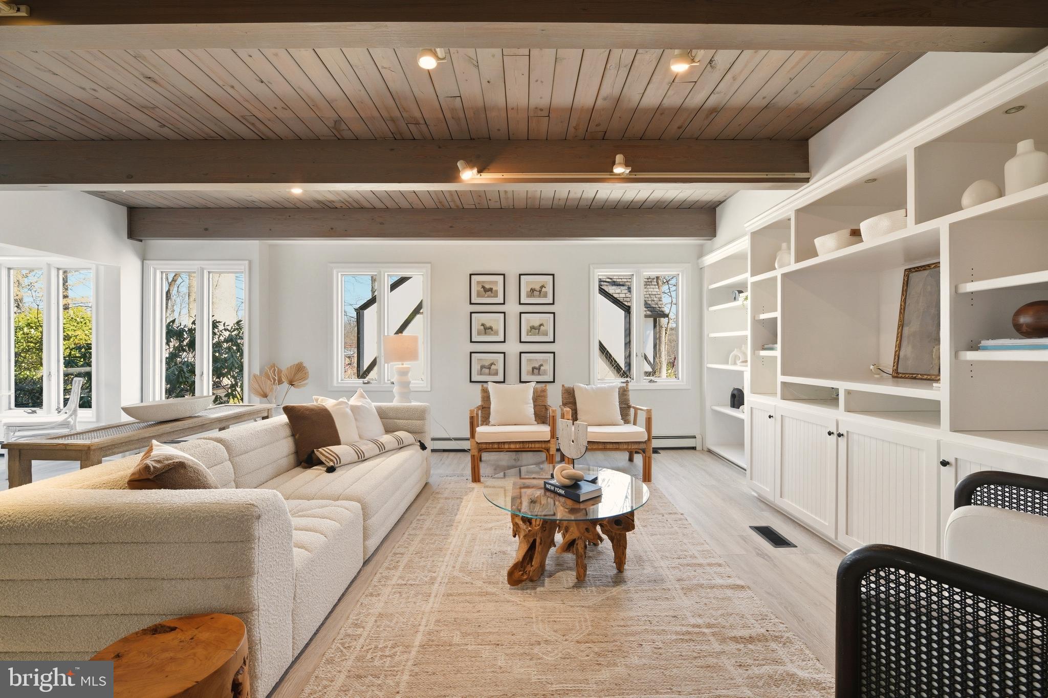 WOODHAVEN - Residential