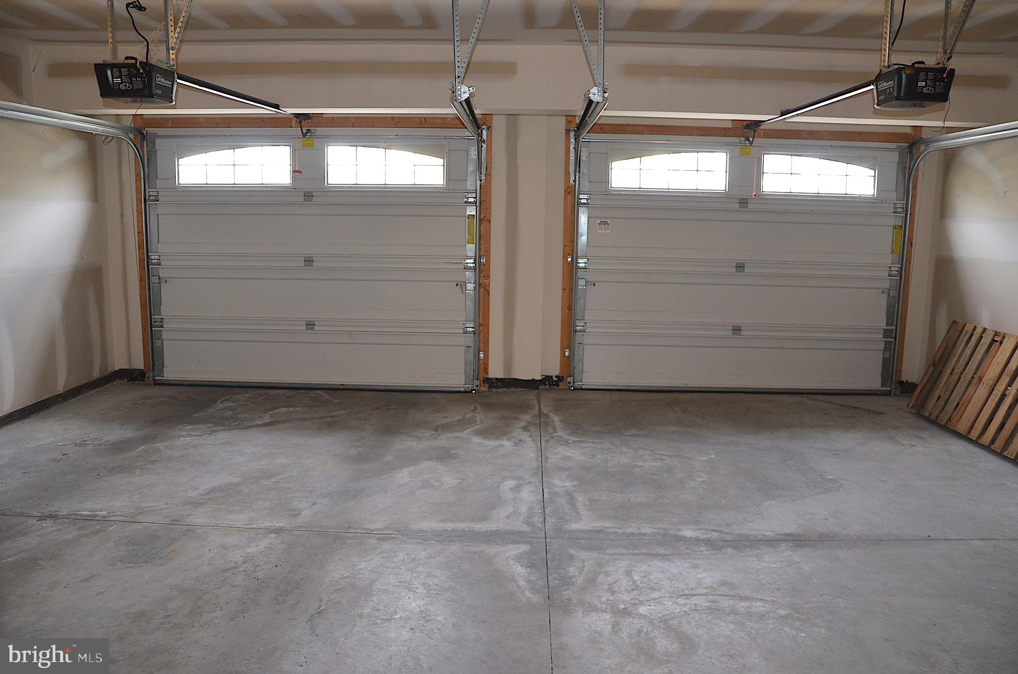 MARGARETS GROVE - Residential Lease