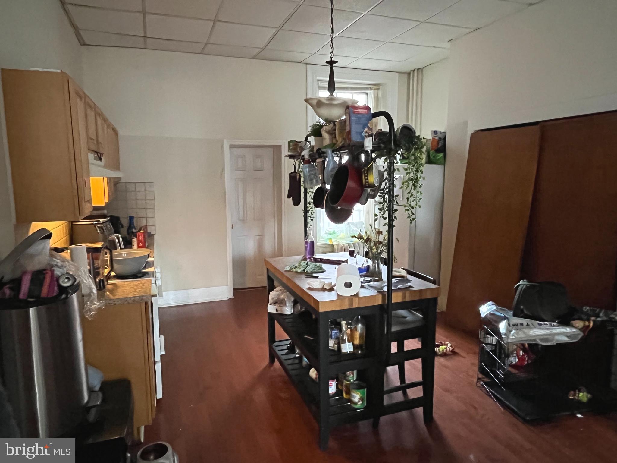 PASSYUNK SQUARE - Commercial Sale