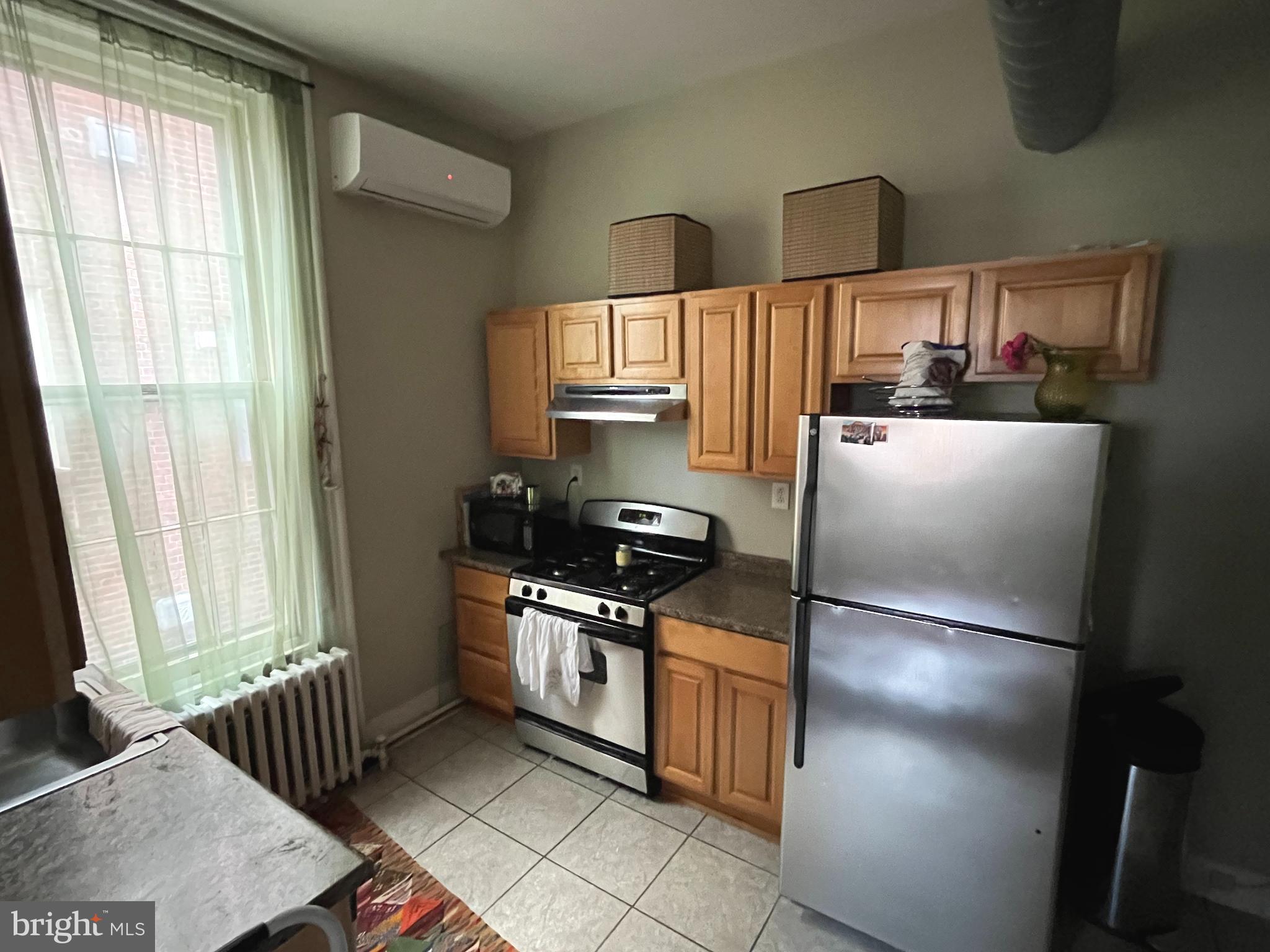 PASSYUNK SQUARE - Commercial Sale