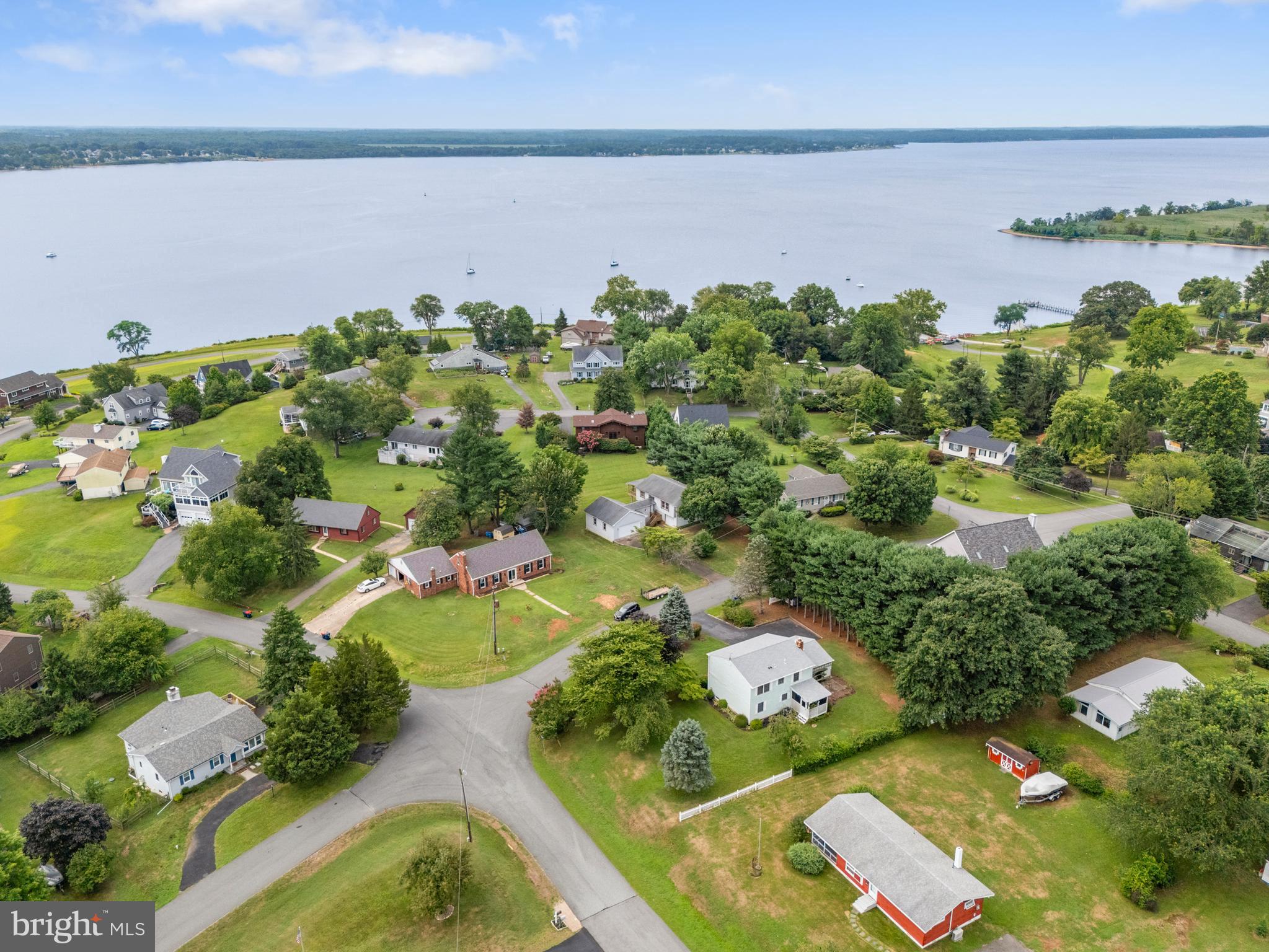 ROLLING HILLS - Residential