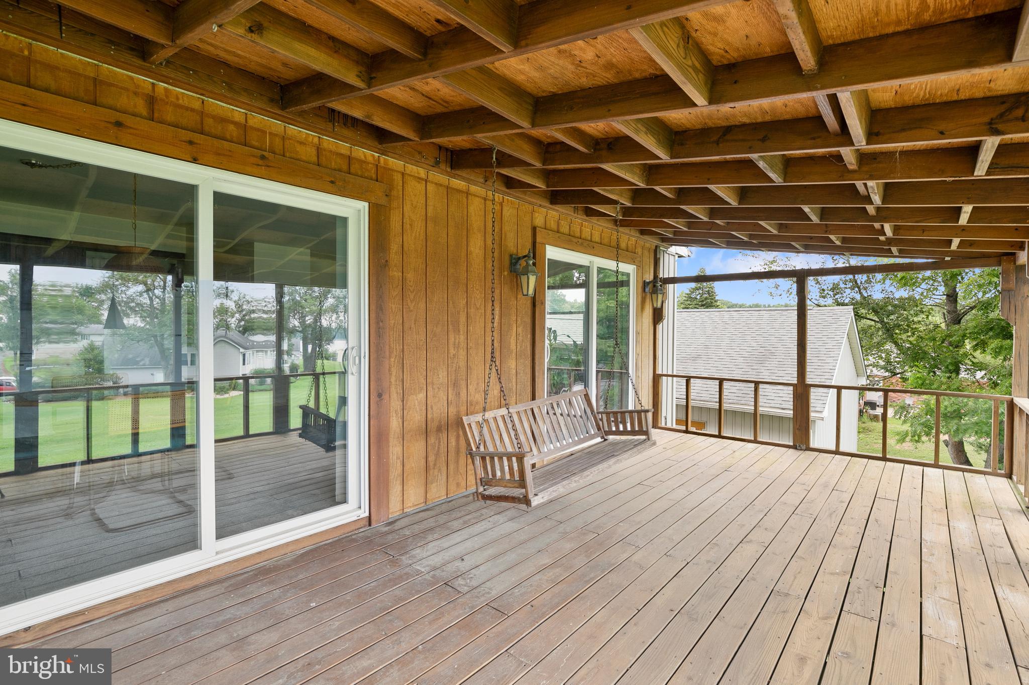 ROLLING HILLS - Residential