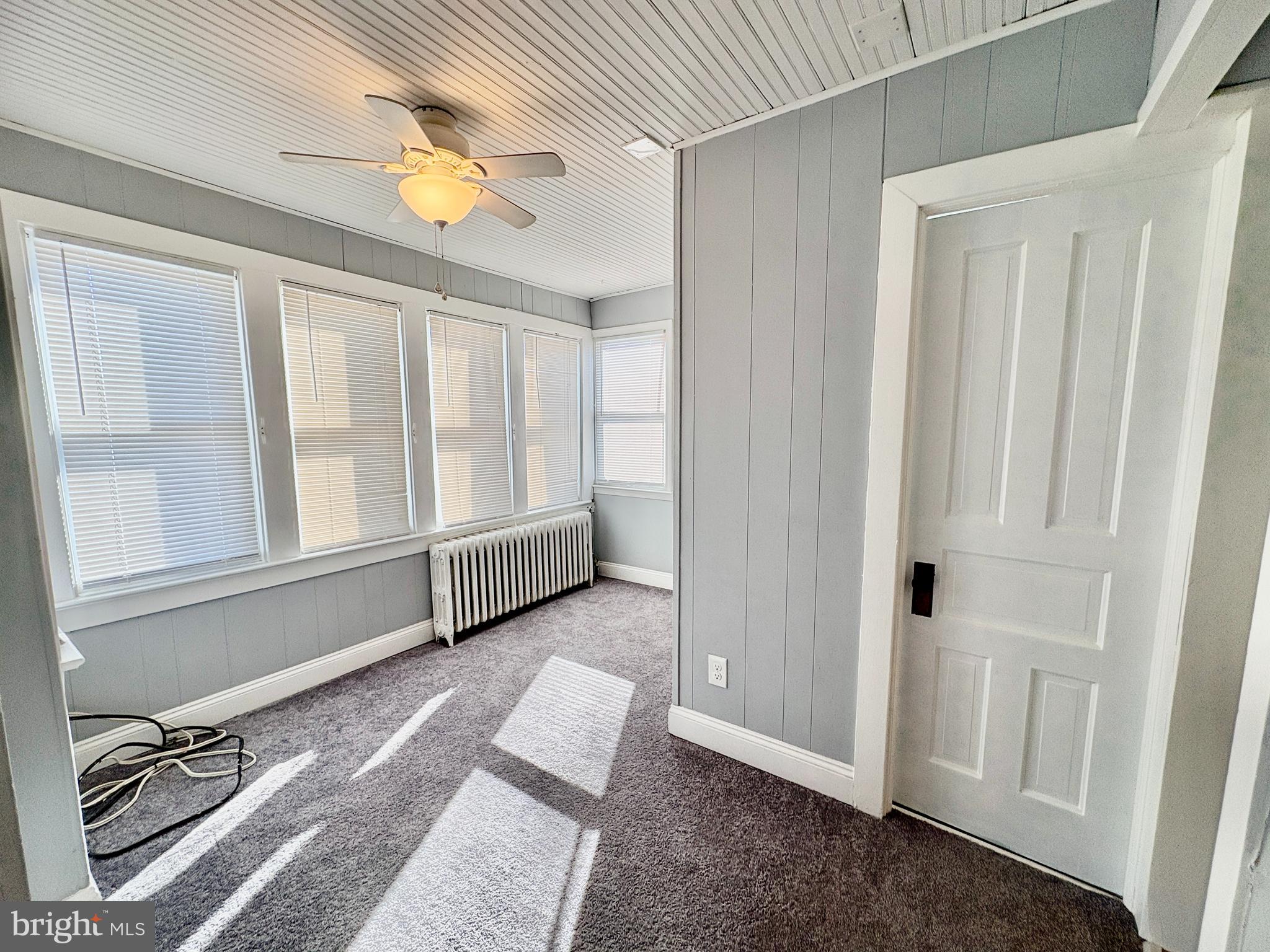 735 MORGAN AVENUE 3RD FLOOR