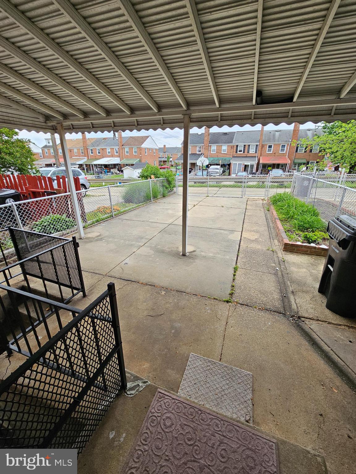 EASTWOOD - Residential Lease