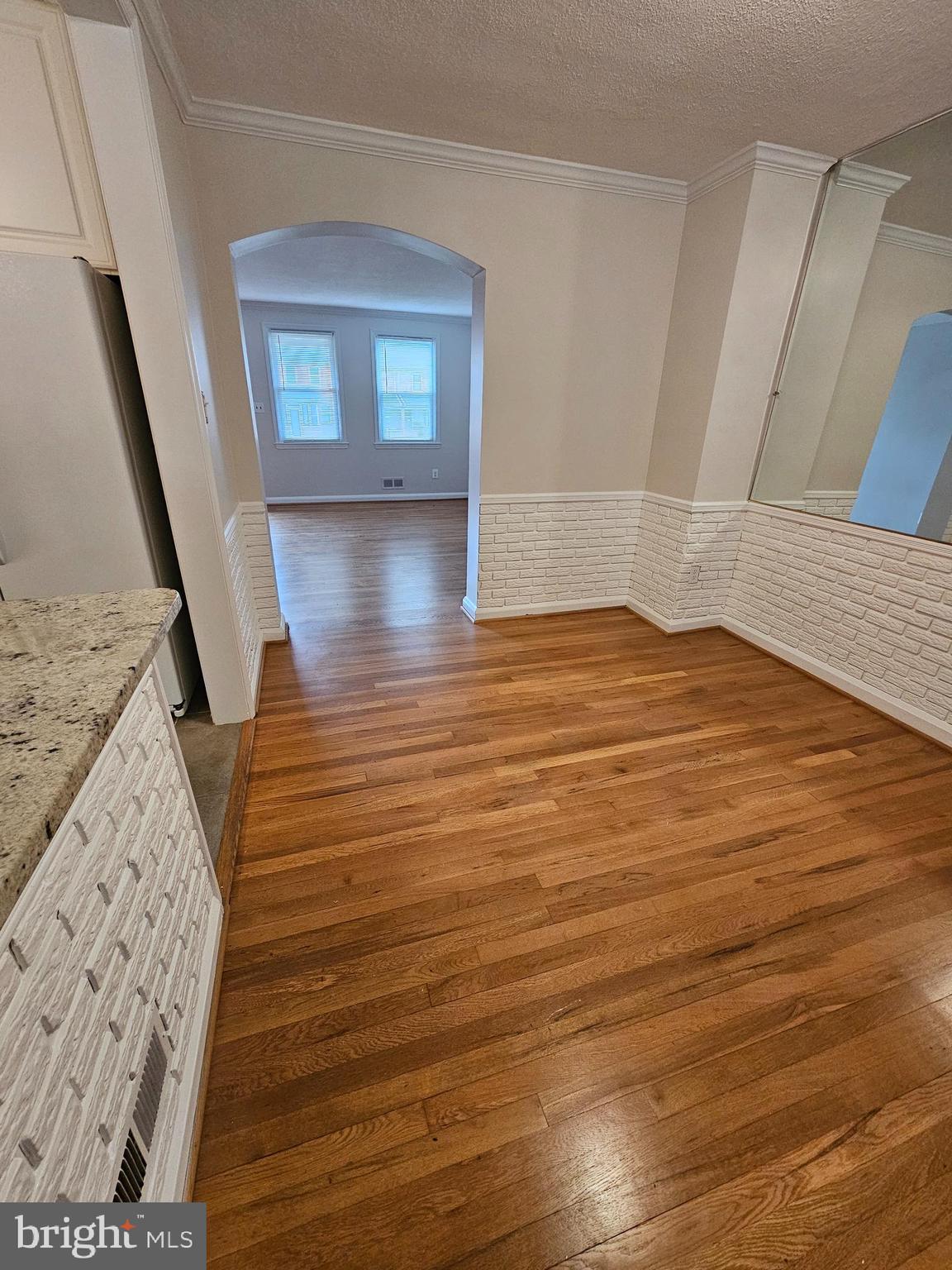 EASTWOOD - Residential Lease