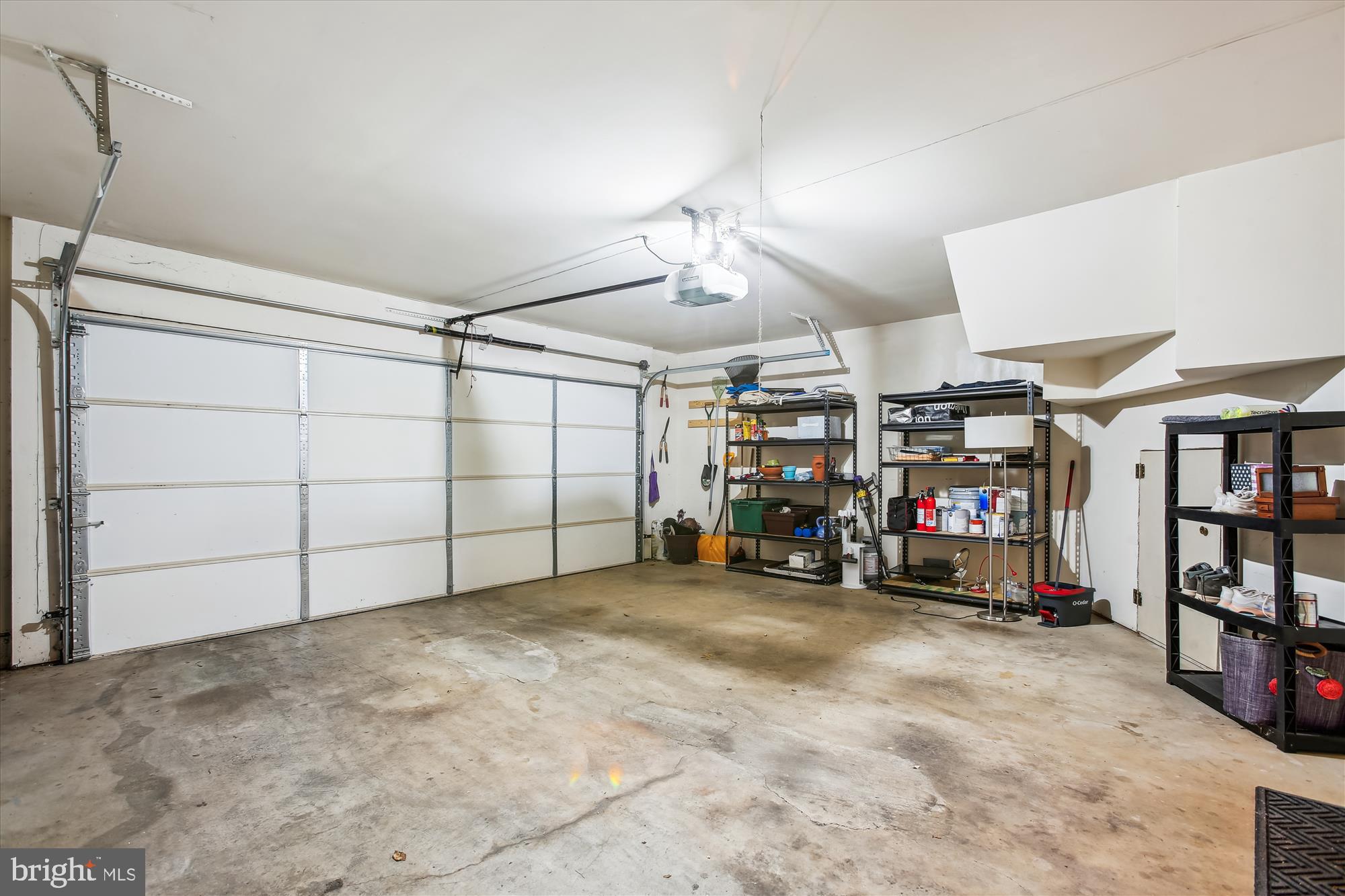 REES ESTATE - Residential