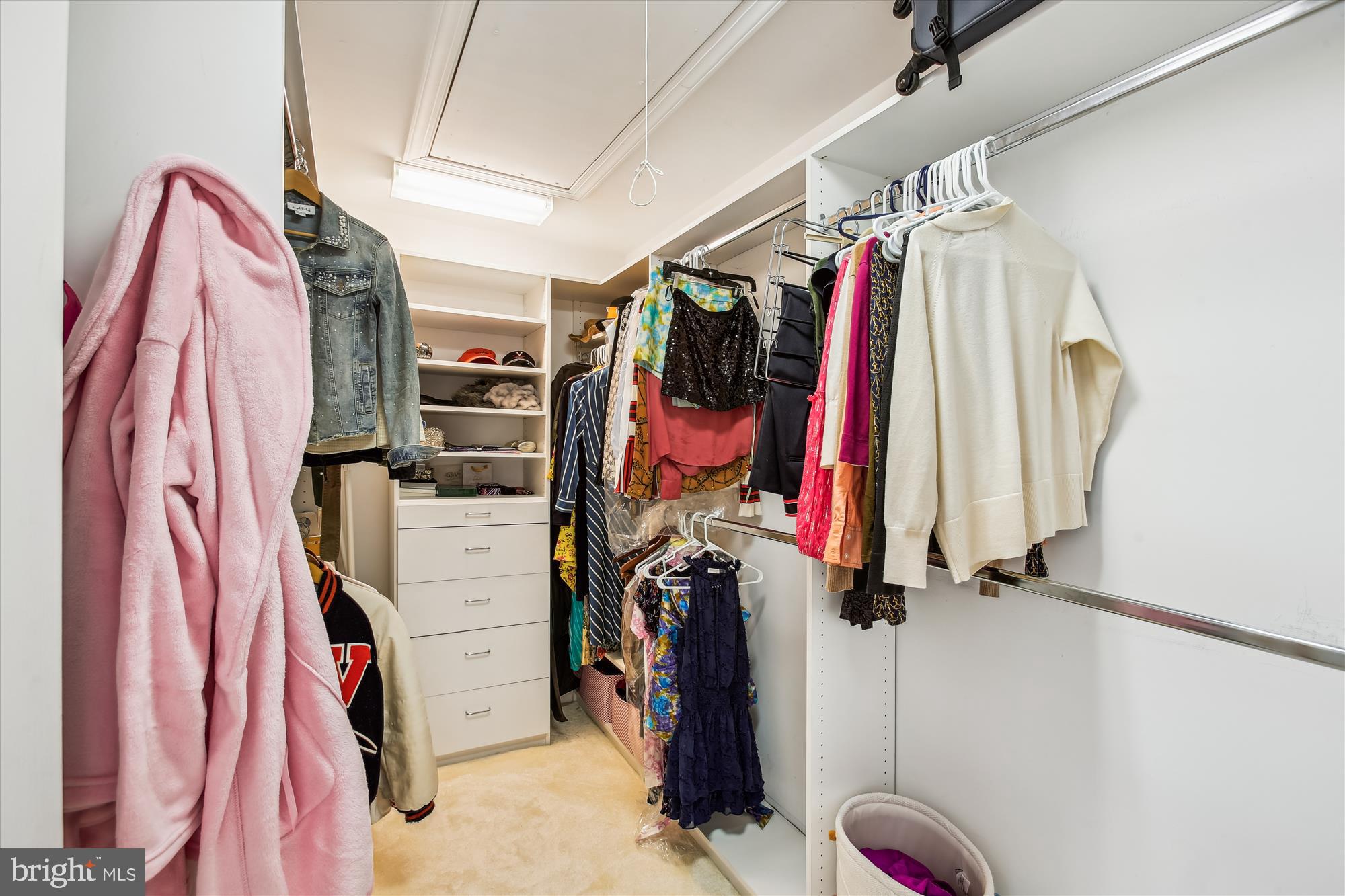 REES ESTATE - Residential