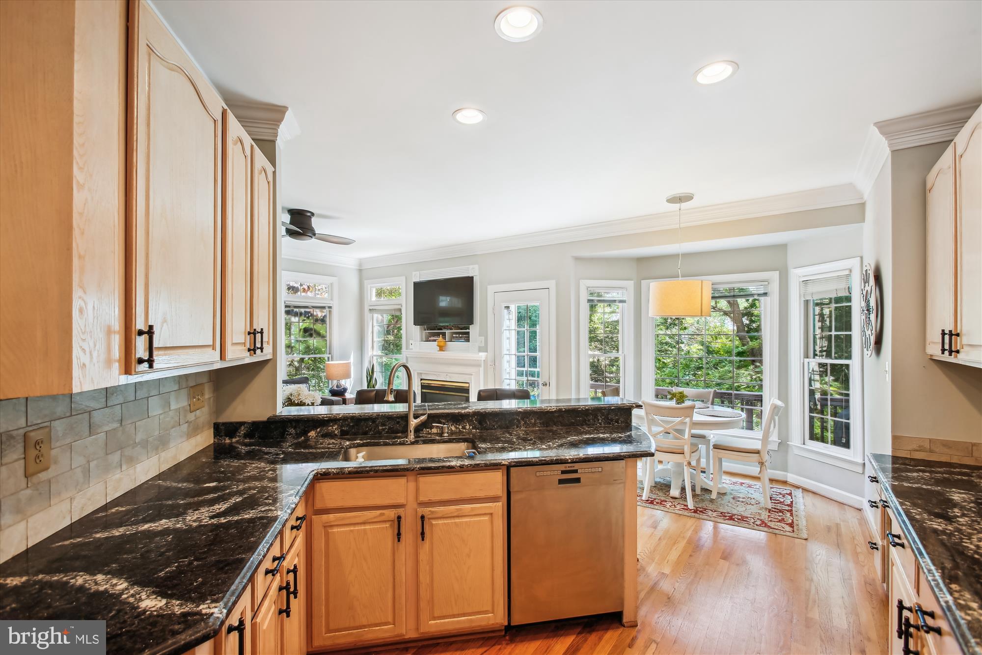 REES ESTATE - Residential