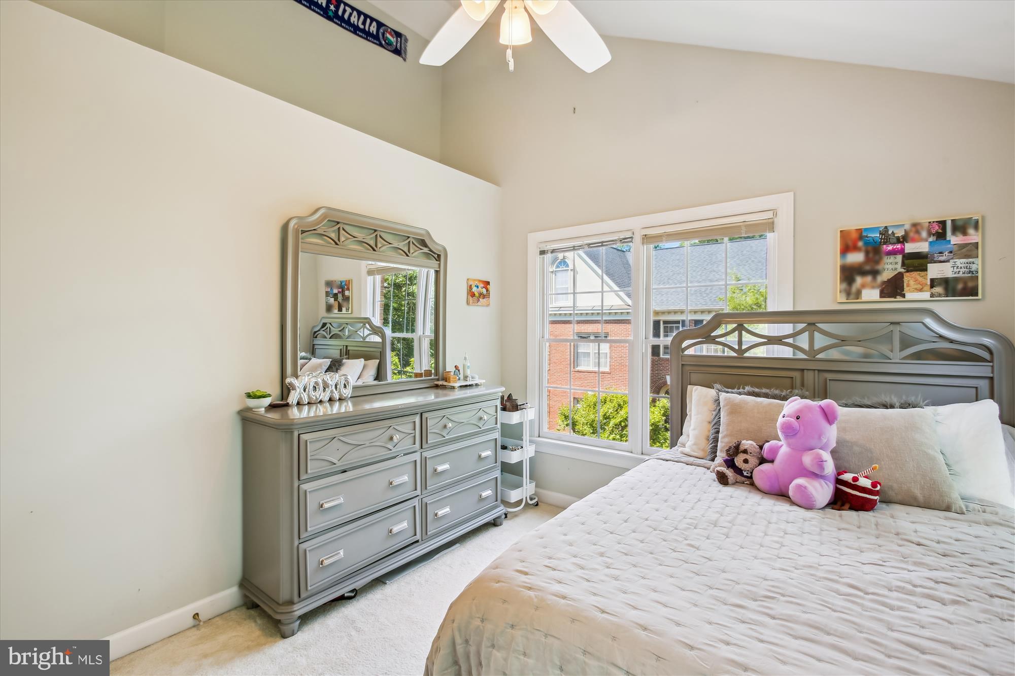 REES ESTATE - Residential