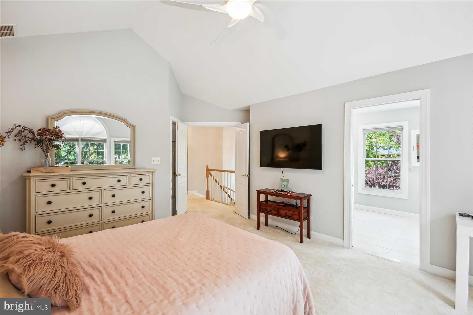 REES ESTATE - Residential