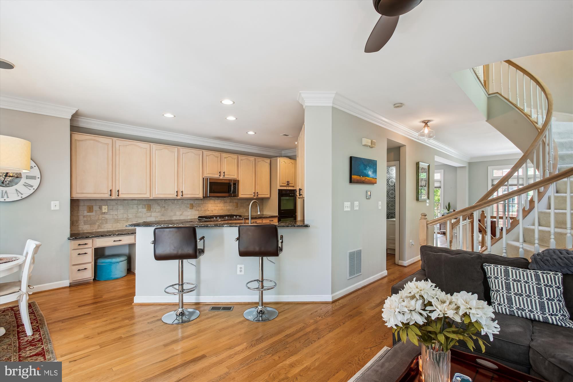 REES ESTATE - Residential