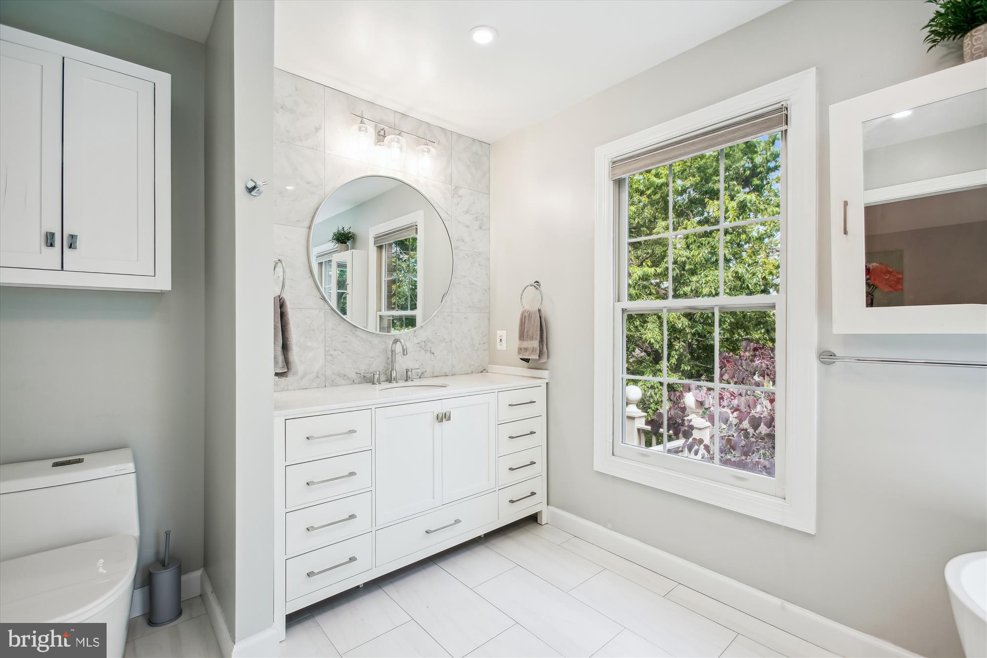 REES ESTATE - Residential