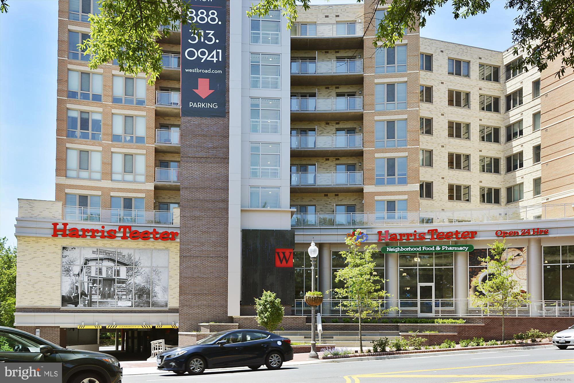 REES ESTATE - Residential