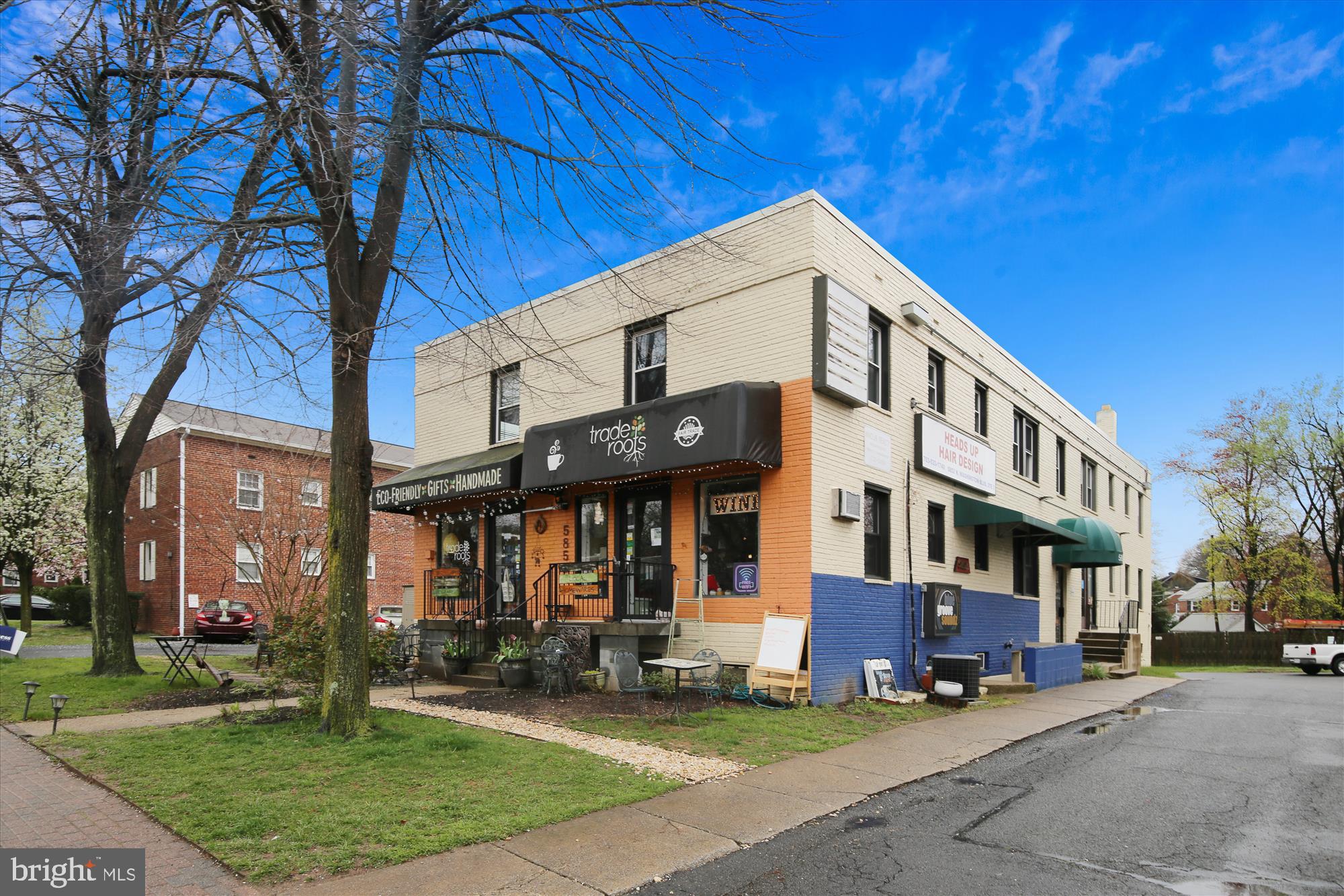 REES ESTATE - Residential