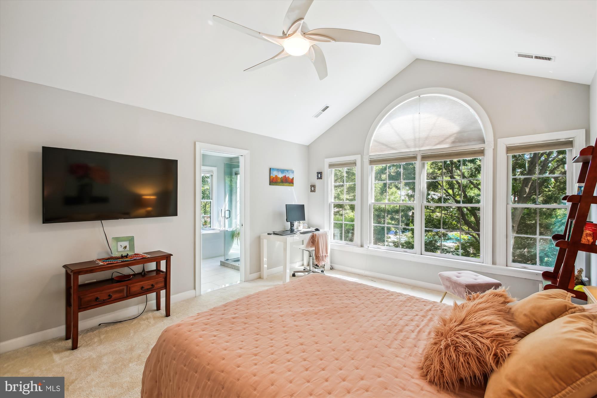 REES ESTATE - Residential